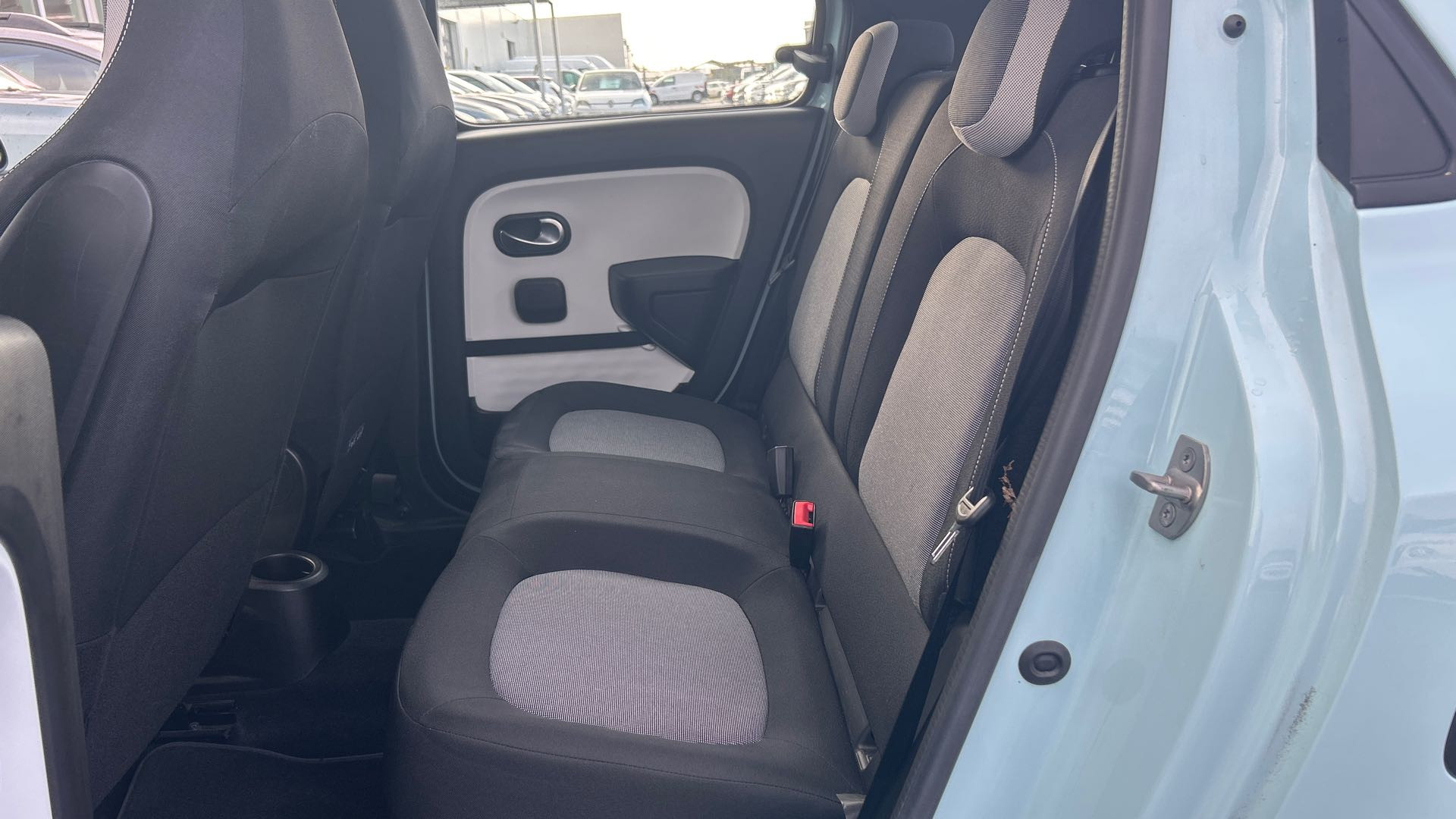 Vente en ligne Renault Twingo 3  SCe 65 au prix de 12 904 €