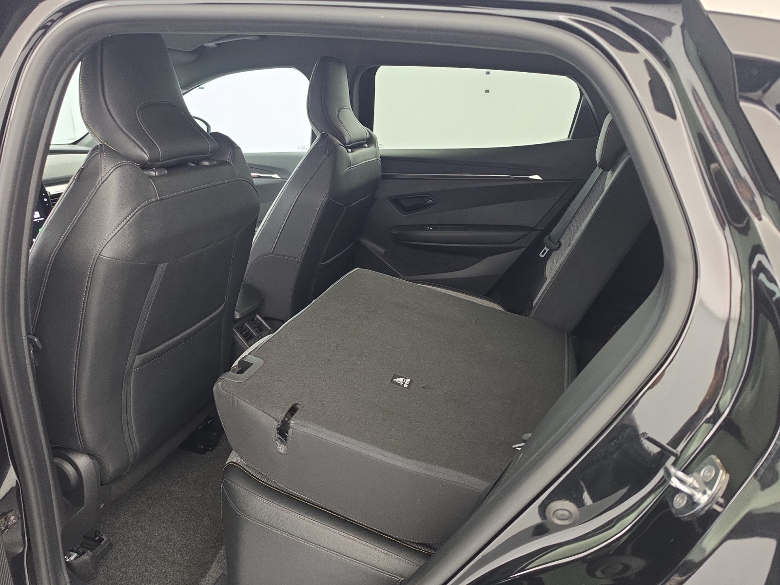 Vente en ligne Renault Megane E-Tech  EV60 220 ch super charge au prix de 25 790 €
