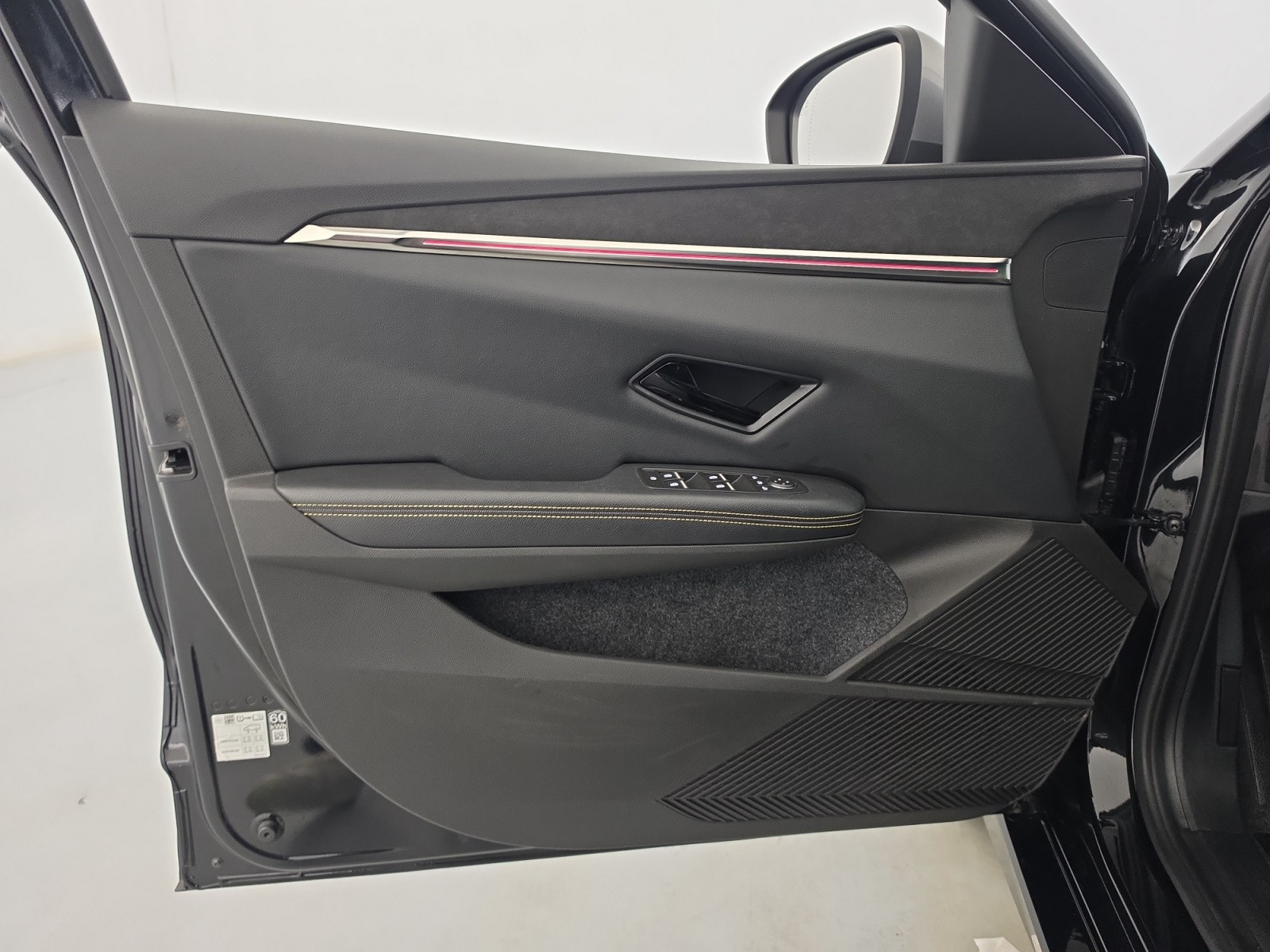 Vente en ligne Renault Megane E-Tech  EV60 220 ch super charge au prix de 25 790 €