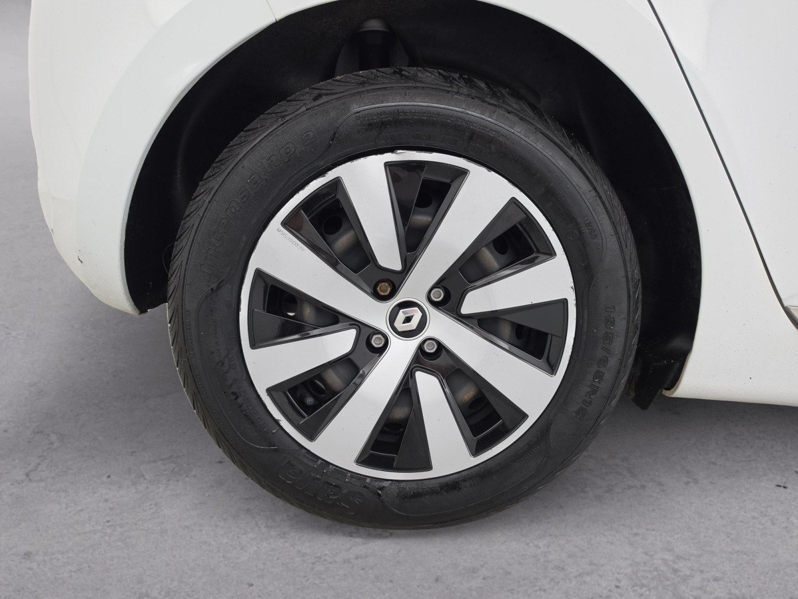 Vente en ligne Renault Clio 5 Clio SCe 65 au prix de 13 490 €