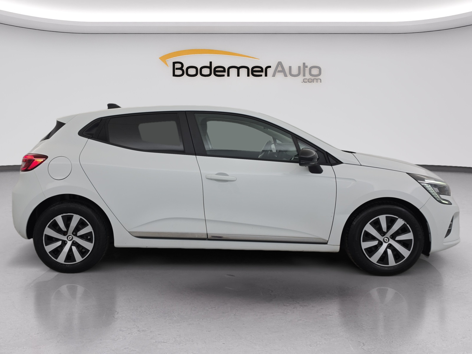 Vente en ligne Renault Clio 5 Clio SCe 65 au prix de 13 490 €