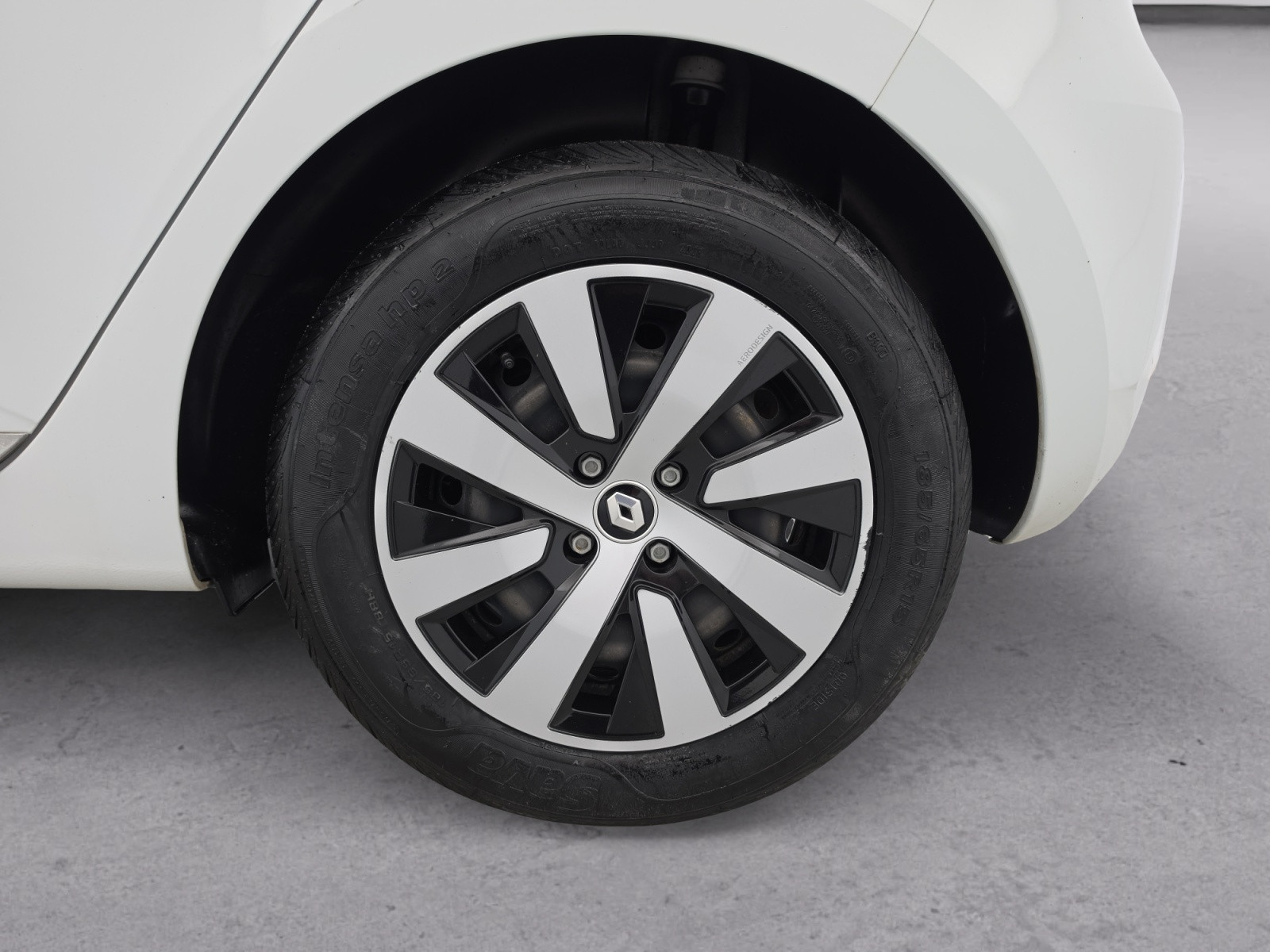 Vente en ligne Renault Clio 5 Clio SCe 65 au prix de 13 490 €