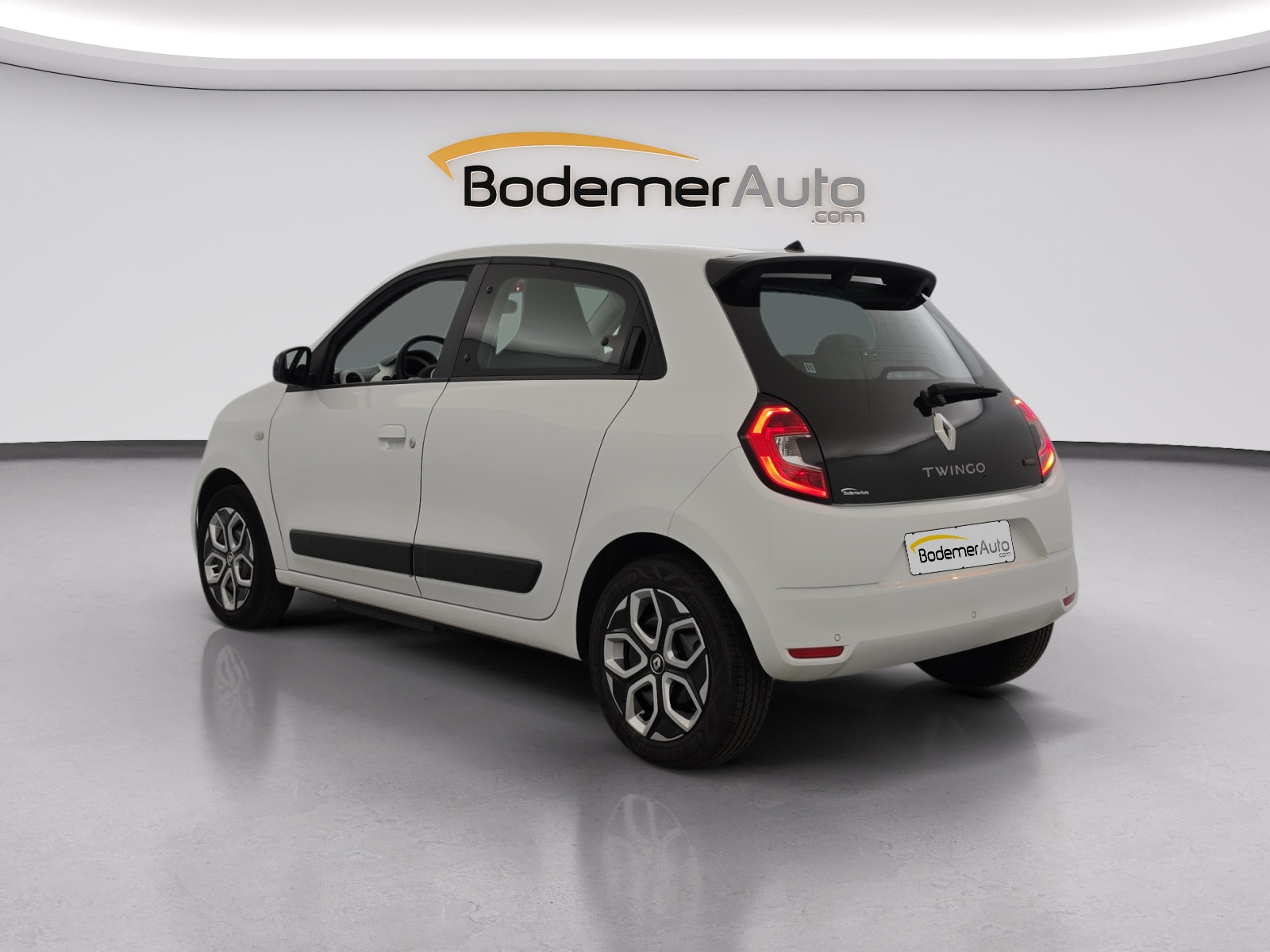 Vente en ligne Renault Twingo Electrique Twingo III E-Tech au prix de 12 990 €