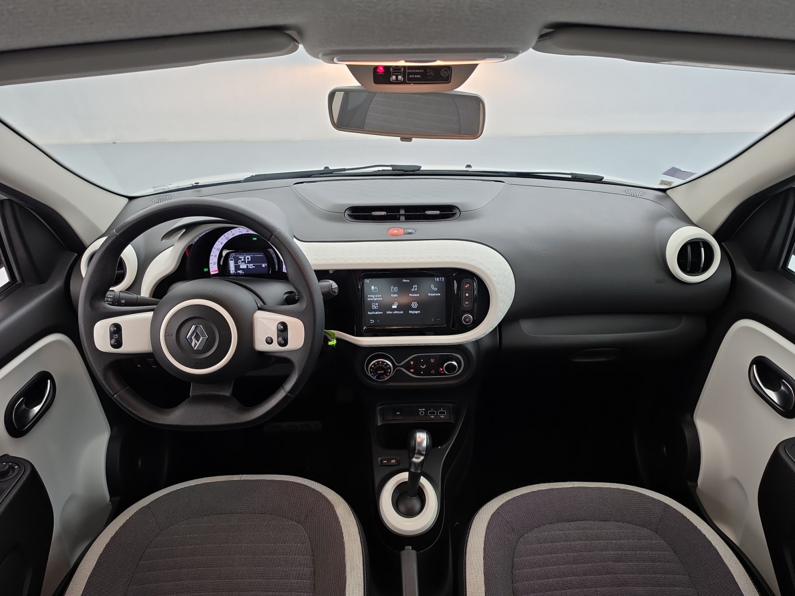 Vente en ligne Renault Twingo Electrique Twingo III E-Tech au prix de 12 990 €