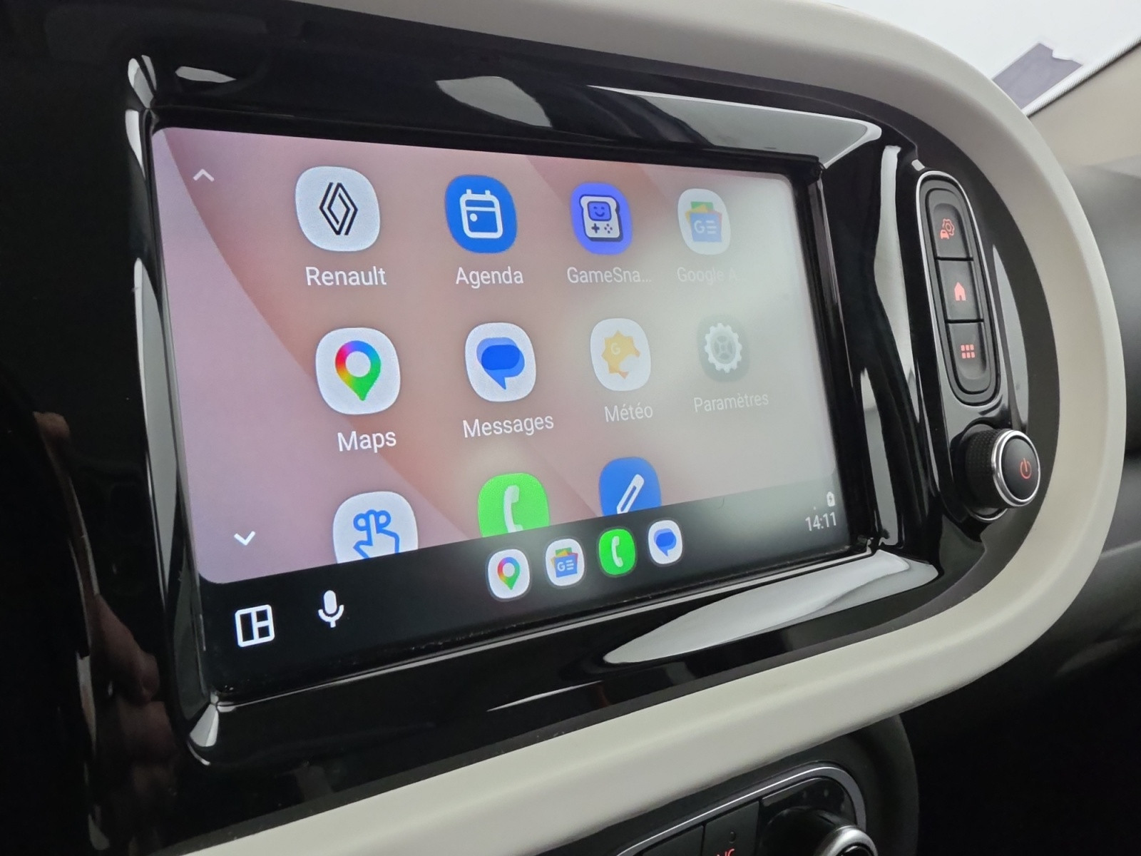 Vente en ligne Renault Twingo Electrique Twingo III E-Tech au prix de 12 990 €
