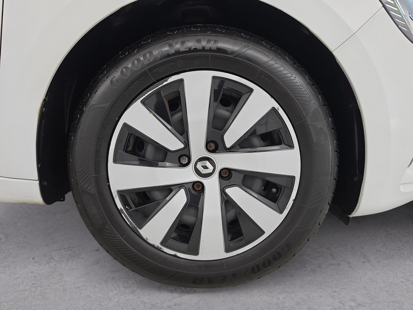 Vente en ligne Renault Clio 5 Clio SCe 65 au prix de 12 890 €