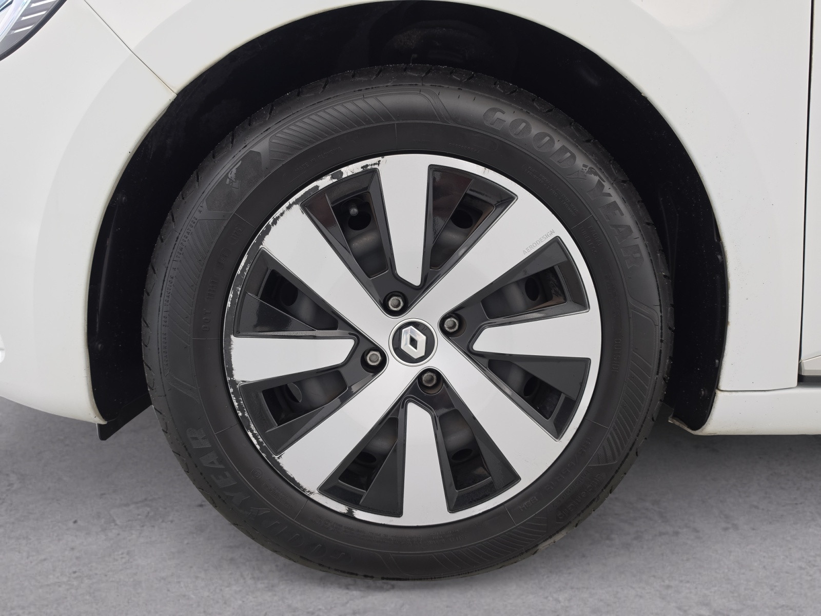 Vente en ligne Renault Clio 5 Clio SCe 65 au prix de 12 890 €