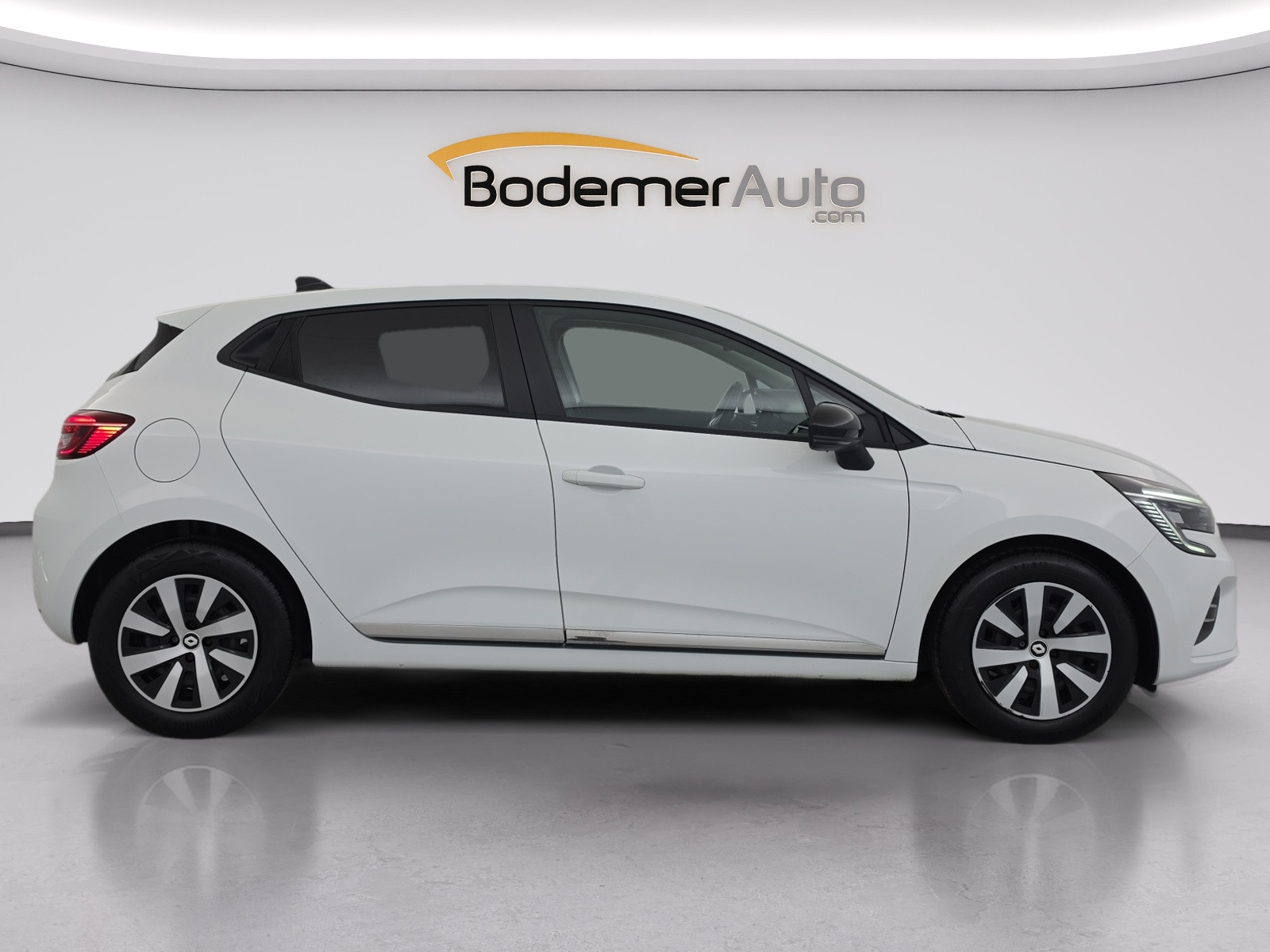 Vente en ligne Renault Clio 5 Clio SCe 65 au prix de 12 890 €