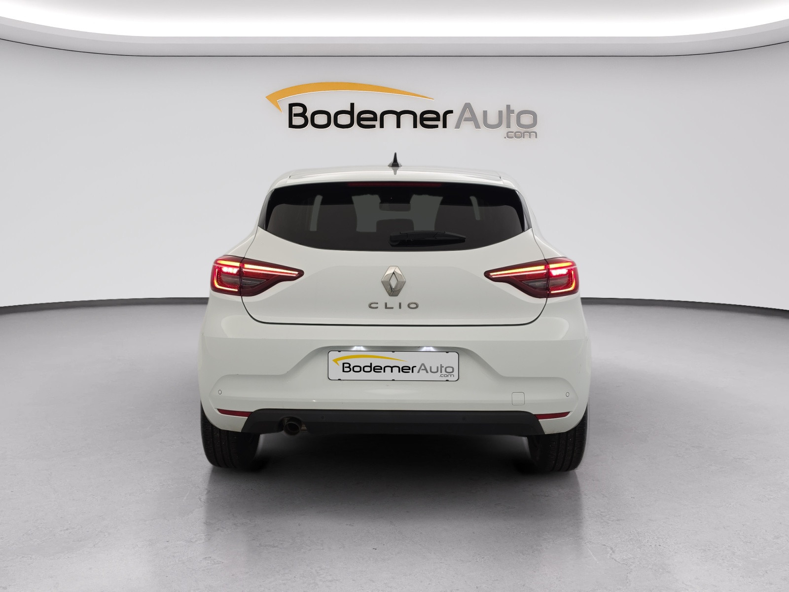 Vente en ligne Renault Clio 5 Clio SCe 65 au prix de 12 890 €