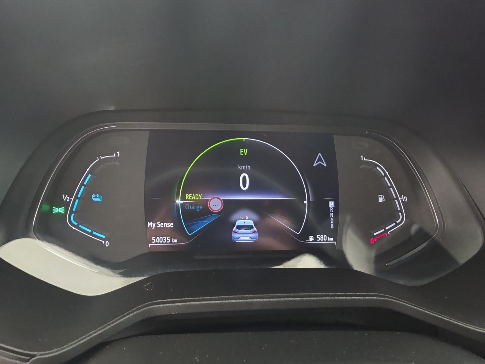 Vente en ligne Renault Clio 5 Clio E-Tech full hybrid 145 au prix de 16 990 €