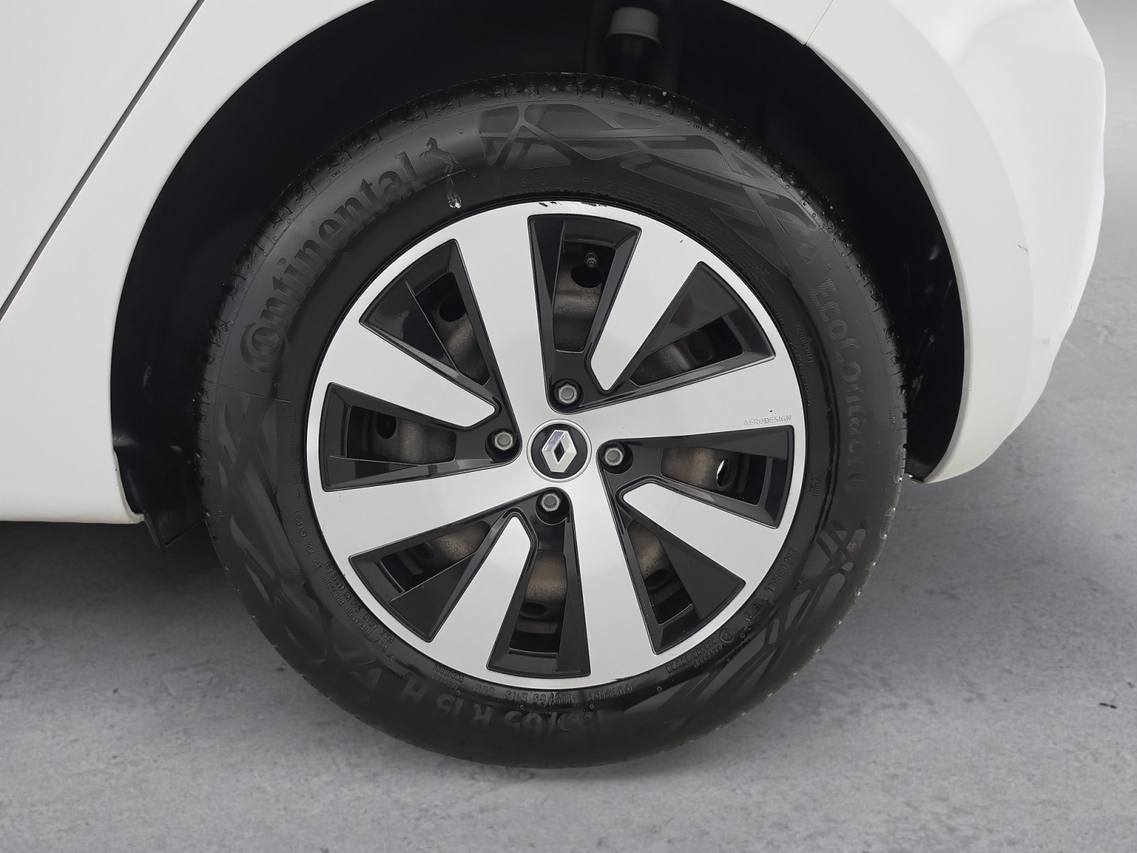 Vente en ligne Renault Clio 5 Clio SCe 65 au prix de 12 990 €