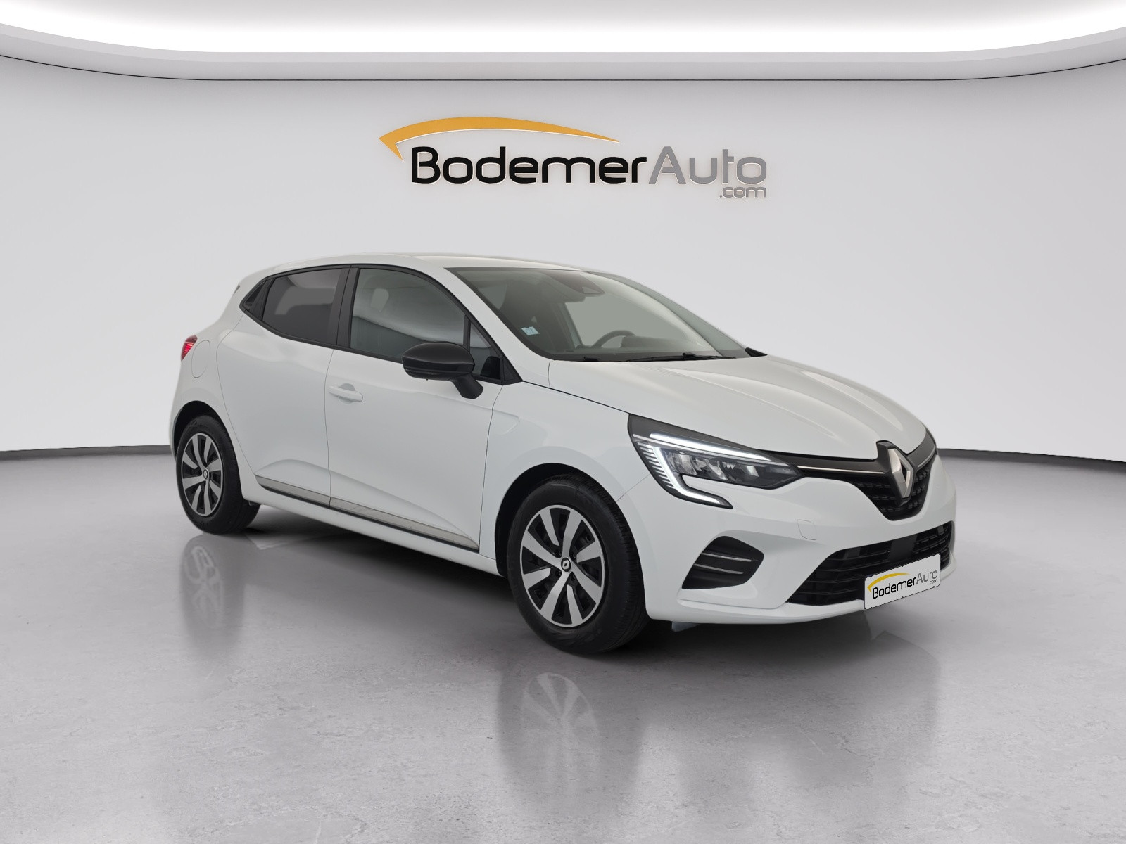 Vente en ligne Renault Clio 5 Clio SCe 65 au prix de 12 990 €
