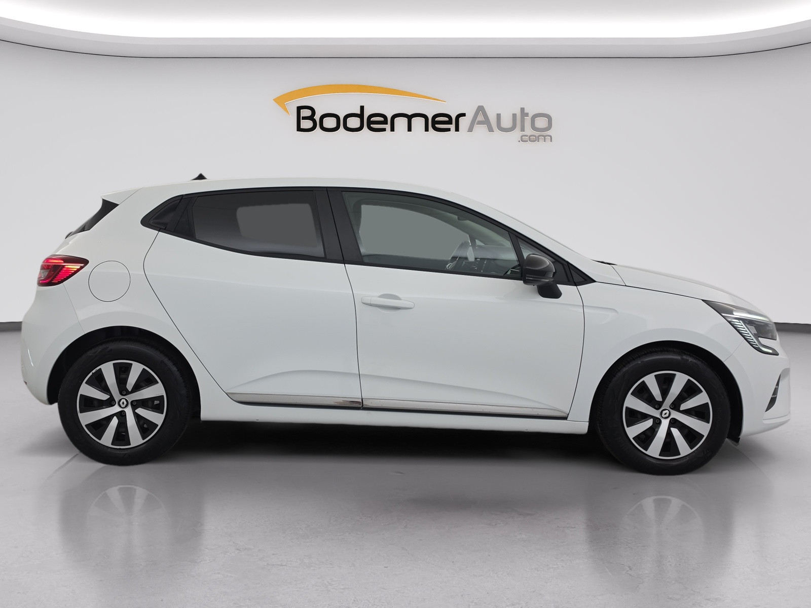 Vente en ligne Renault Clio 5 Clio SCe 65 au prix de 12 990 €