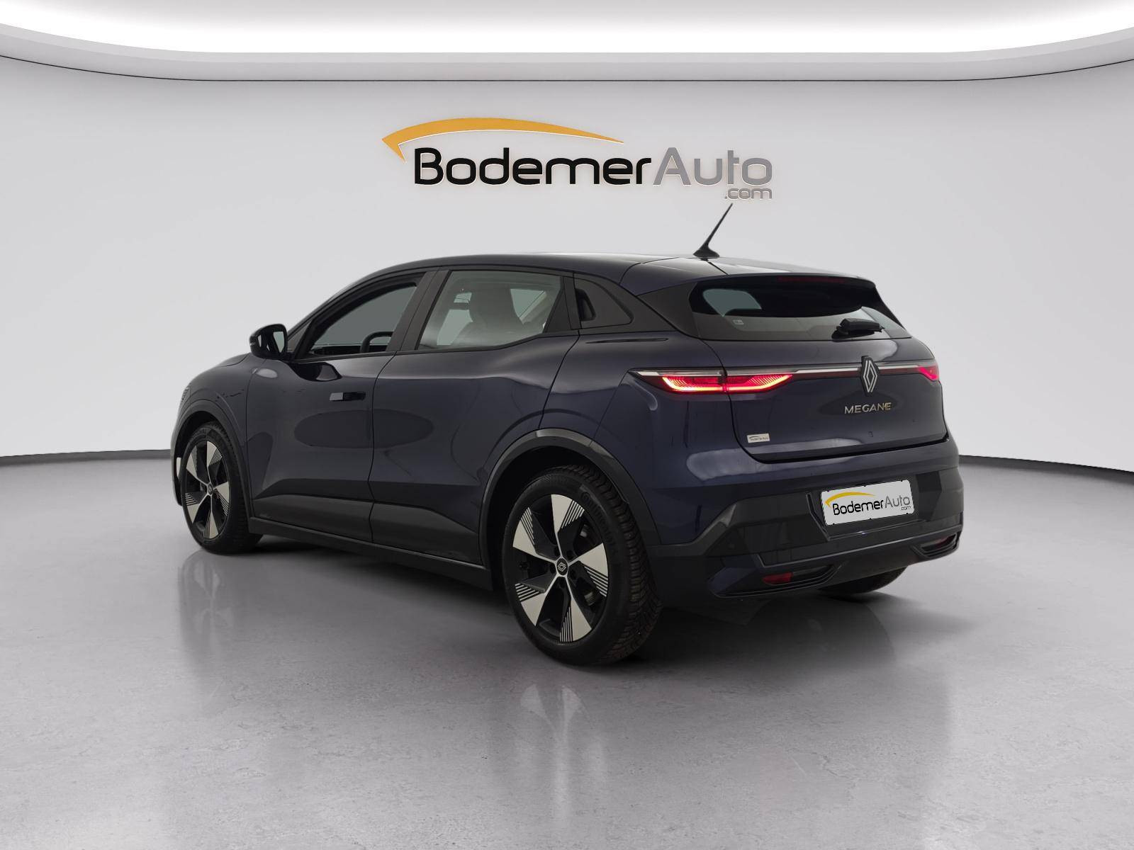 Vente en ligne Renault Megane E-Tech  EV60 220 ch super charge au prix de 22 990 €
