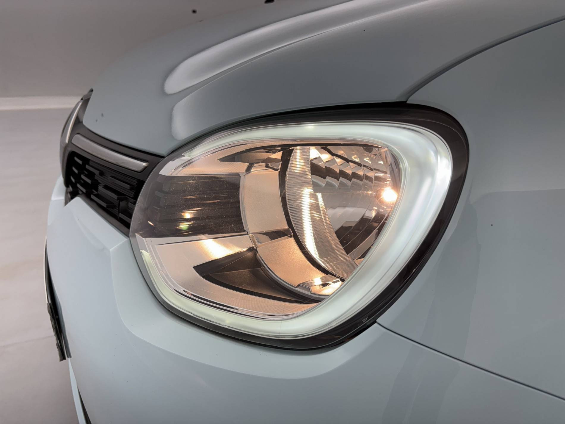 Vente en ligne Renault Twingo Electrique Twingo III E-Tech au prix de 11 990 €