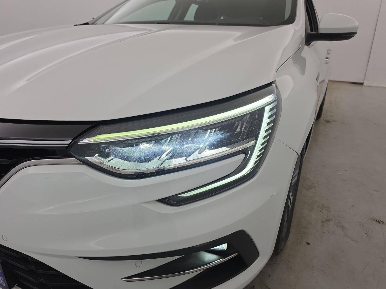 Vente en ligne Renault Megane 4 Estate  Blue dCi 115 au prix de 13 990 €