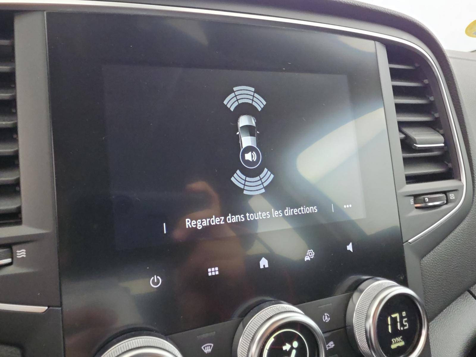 Vente en ligne Renault Megane 4 Estate  Blue dCi 115 au prix de 13 990 €