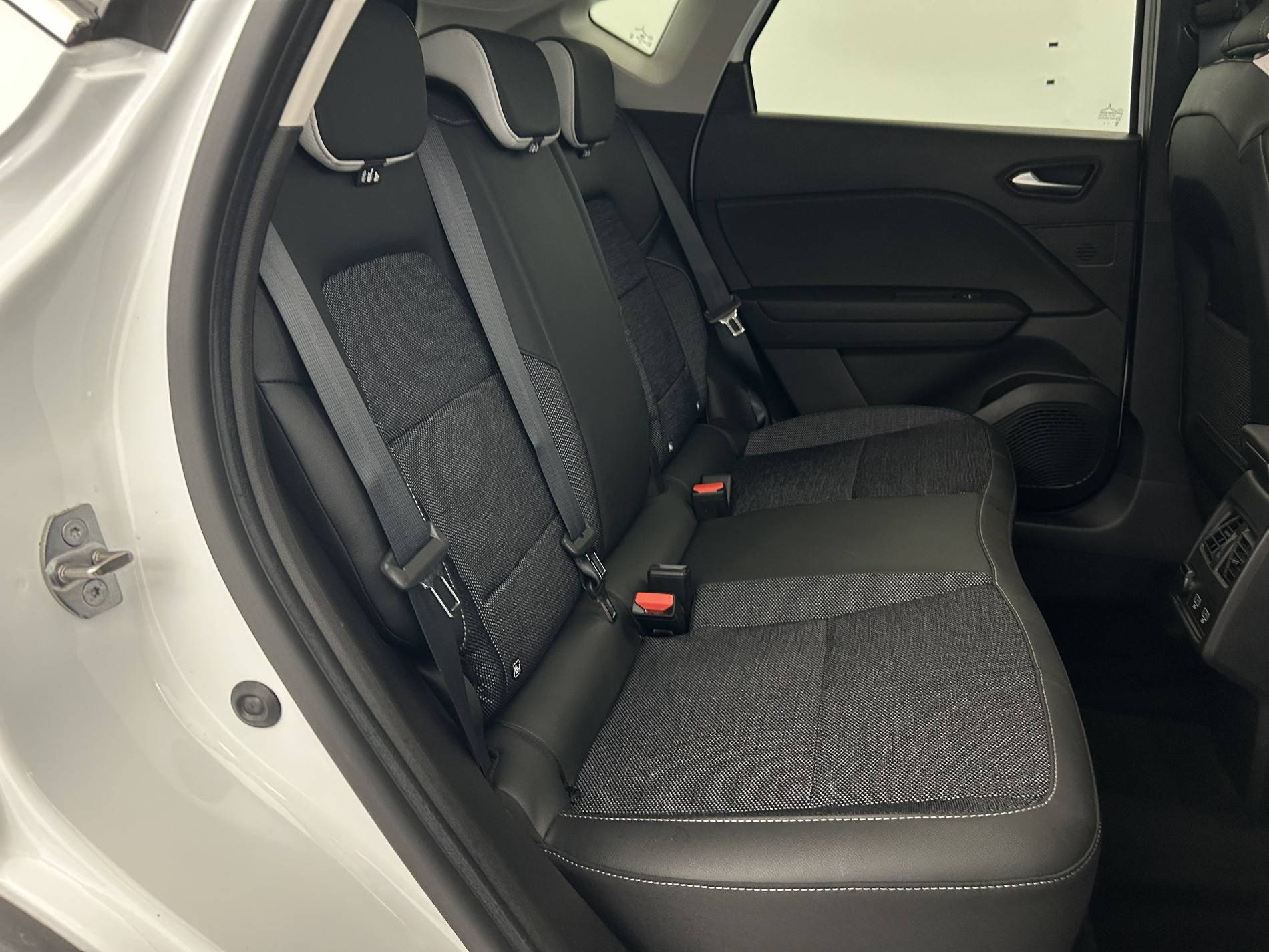 Vente en ligne Renault Captur  E-Tech full hybrid 145 au prix de 20 490 €