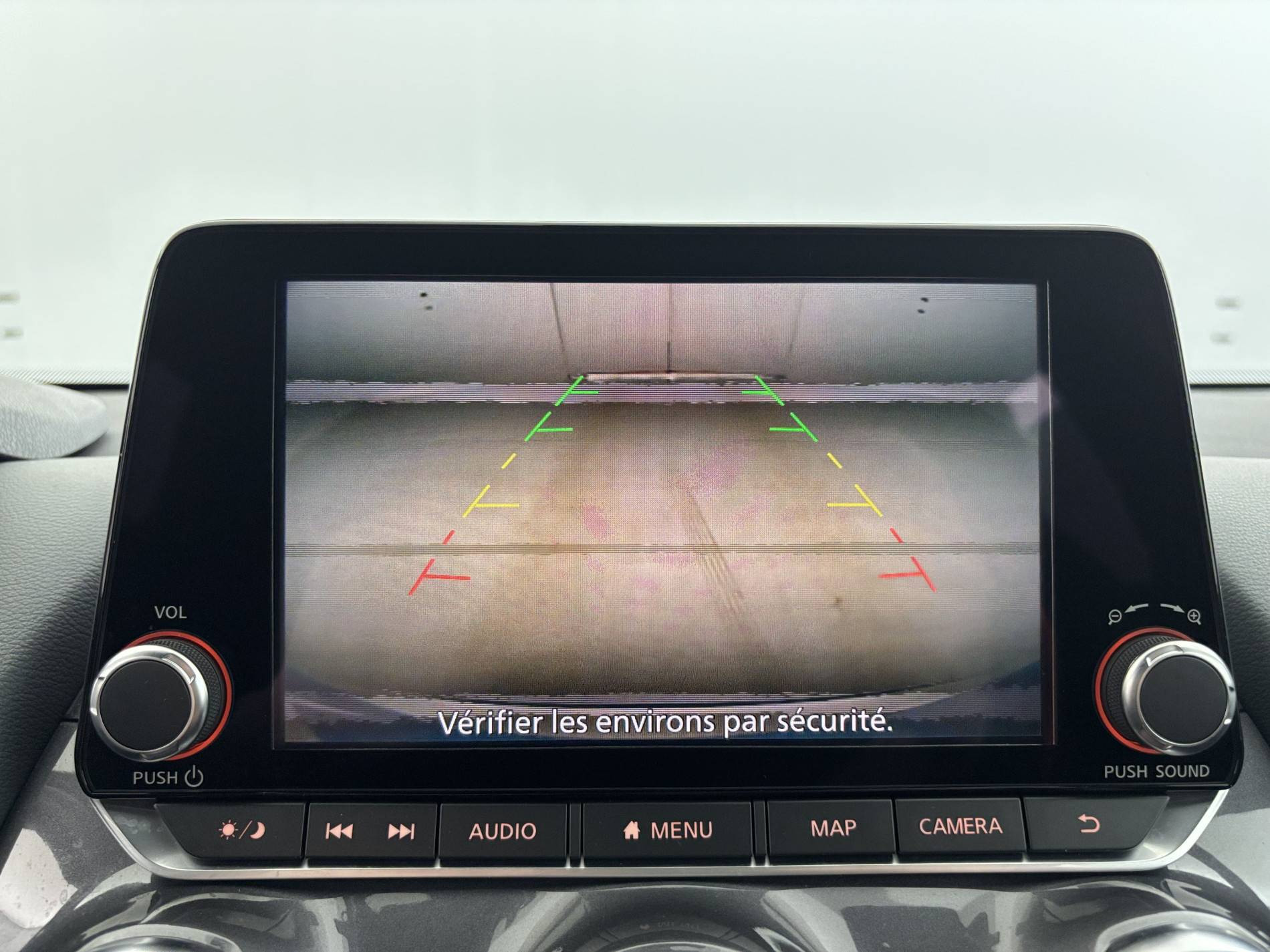 Vente en ligne Nissan Juke Juke DIG-T 114 au prix de 17 990 €
