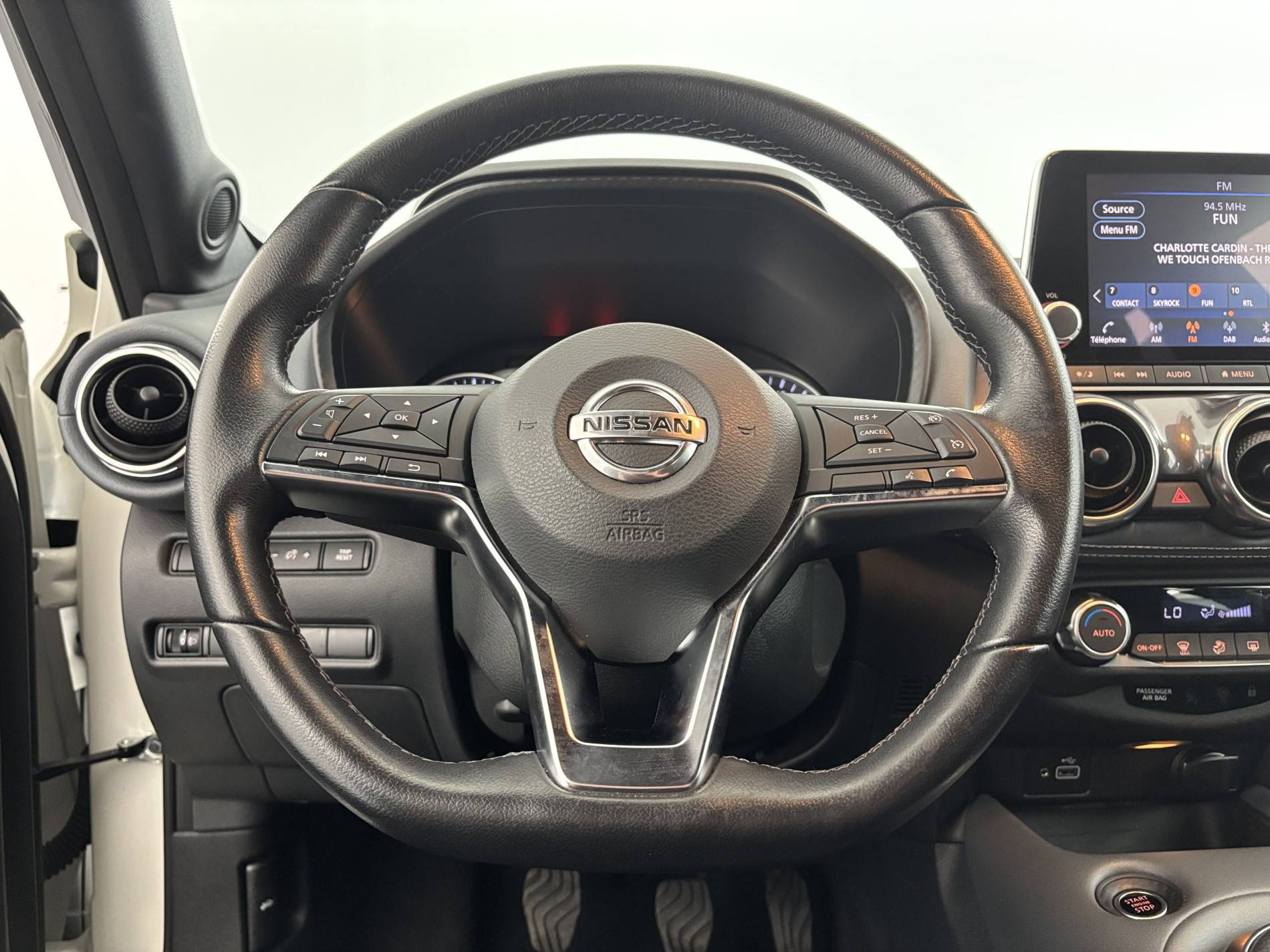Vente en ligne Nissan Juke Juke DIG-T 114 au prix de 17 990 €