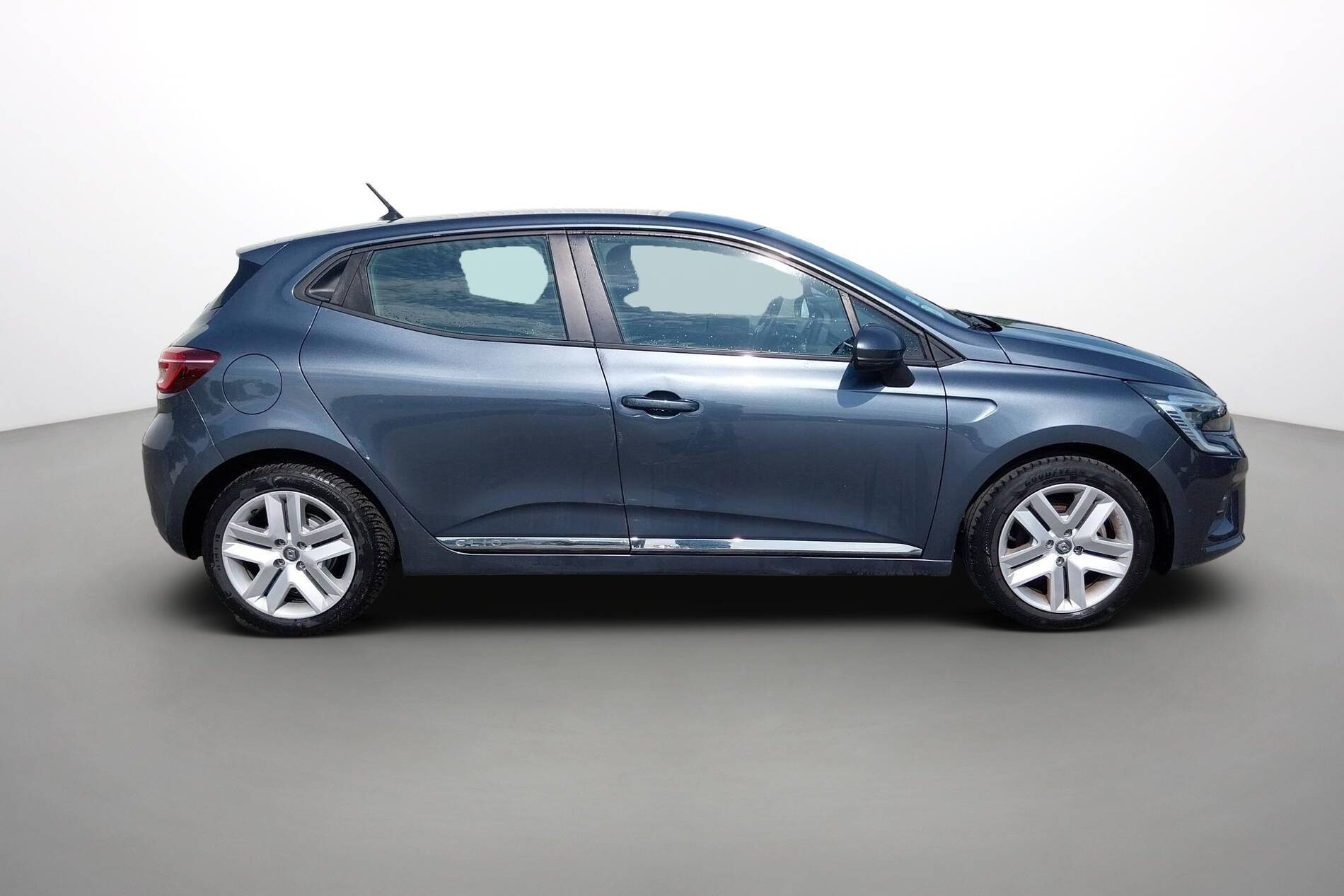Vente en ligne Renault Clio 5 Clio E-Tech 140 - 21N au prix de 14 990 €