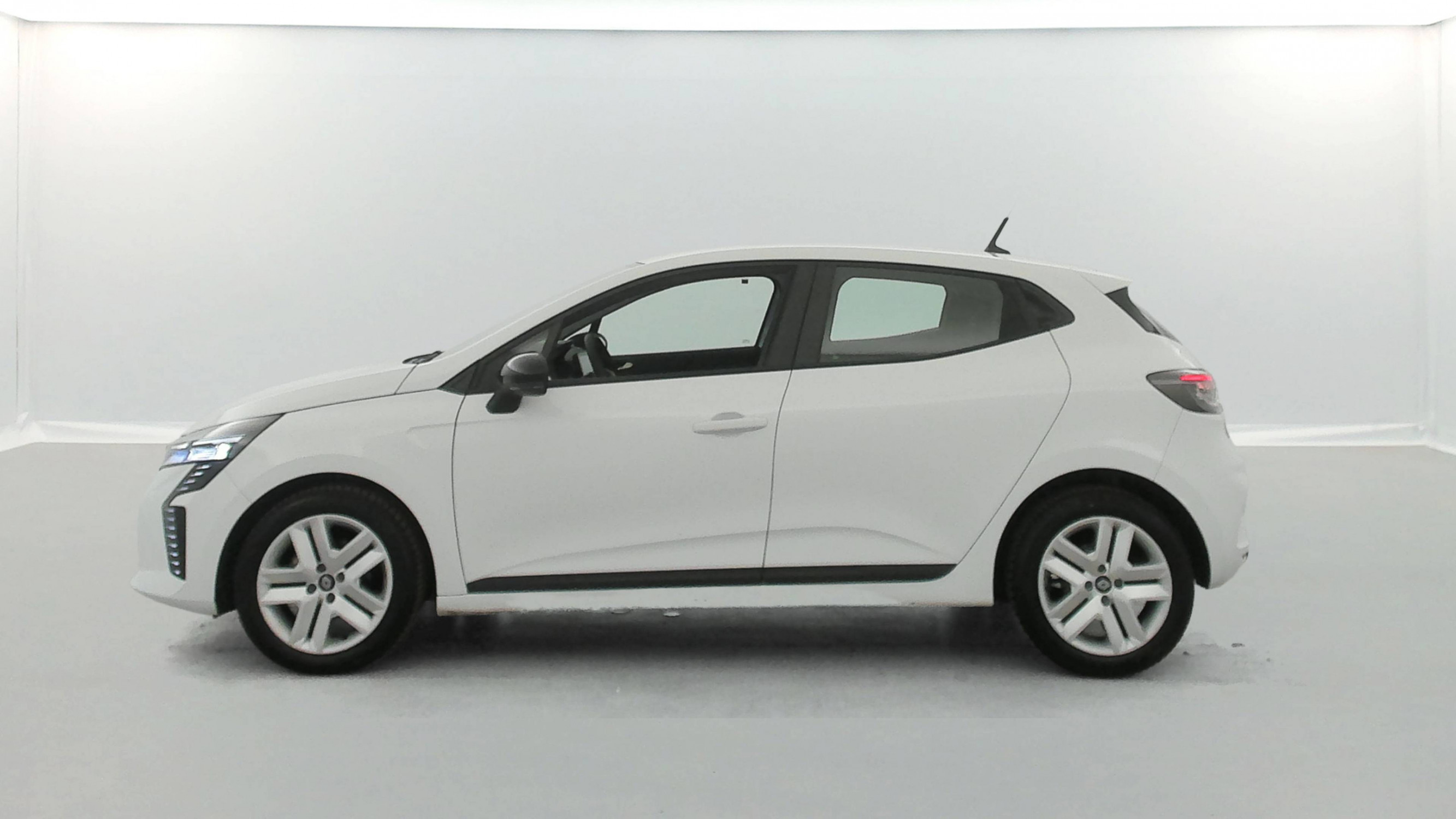 Renault Clio 5 Clio TCe 90 ch GSR2 occasion de 2025 en vente à Lorient