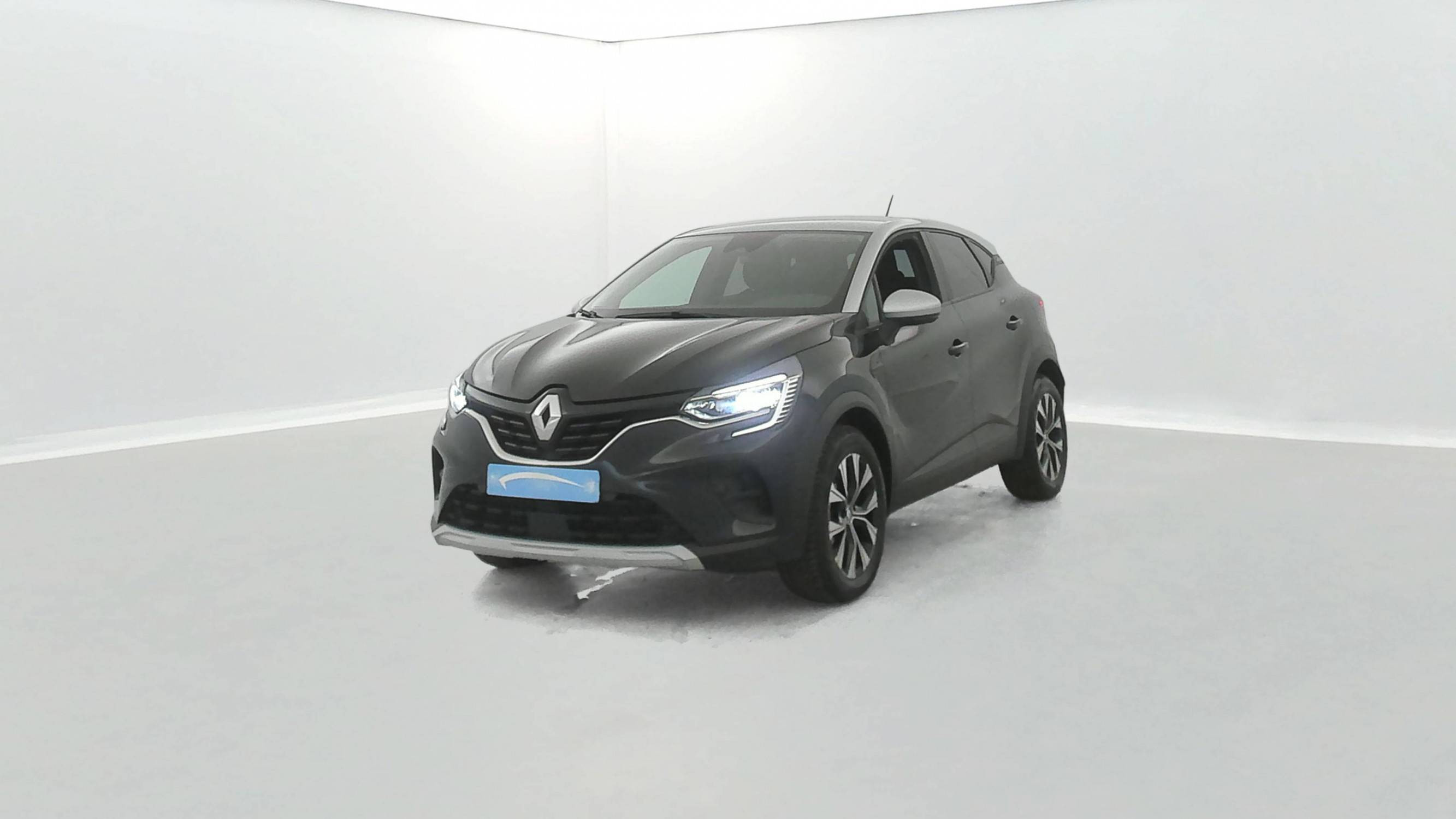 Renault Captur  TCe 90 occasion de 2023 en vente à Lorient