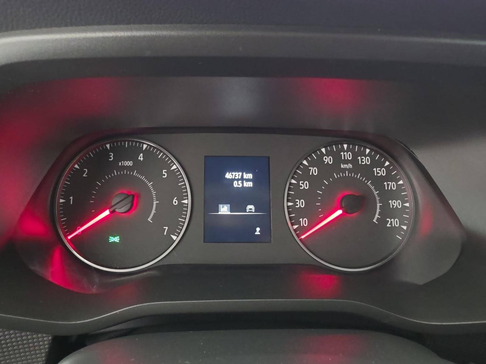 Vente en ligne Renault Trafic 3 Fourgon TRAFIC FG BLUE DCI 130 L1H1 3T GSR2 au prix de 22 790 €