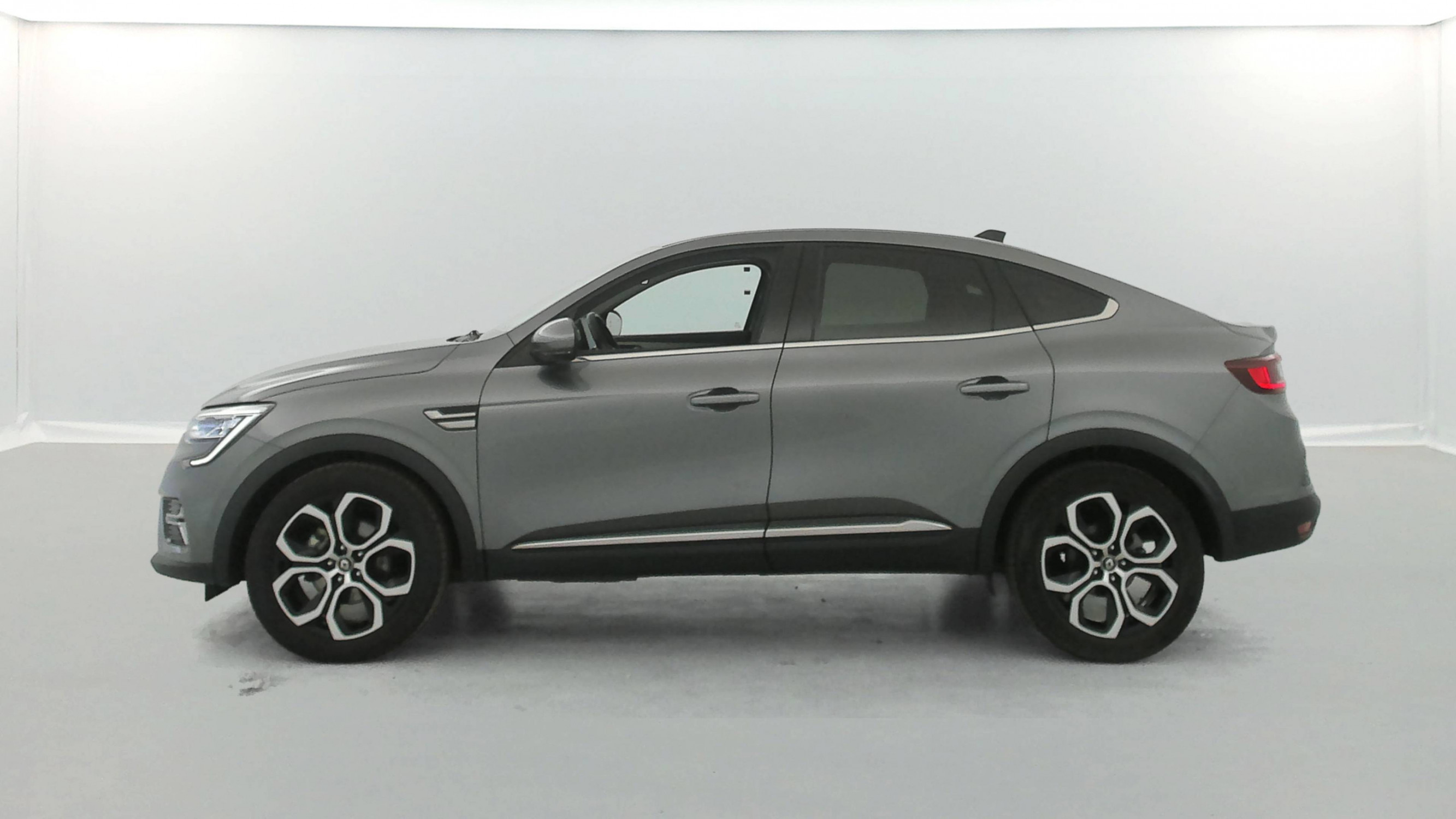 Renault Arkana  E-Tech 145 - 21B occasion de 2022 en vente à Lorient