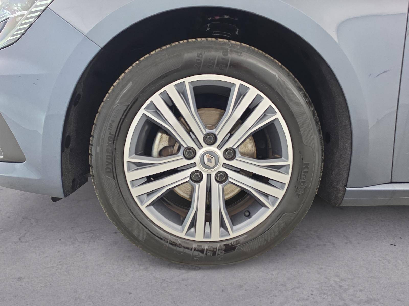 Vente en ligne Renault Megane 4  Blue dCi 115 EDC au prix de 15 690 €