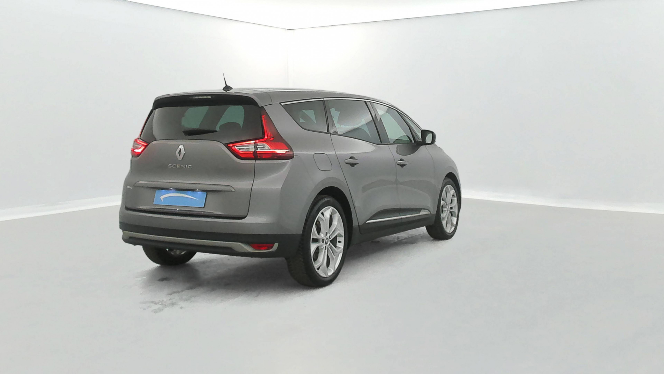 Vente en ligne Renault Grand Scenic 4 Grand Scenic Blue dCi 120 EDC au prix de 17 290 €