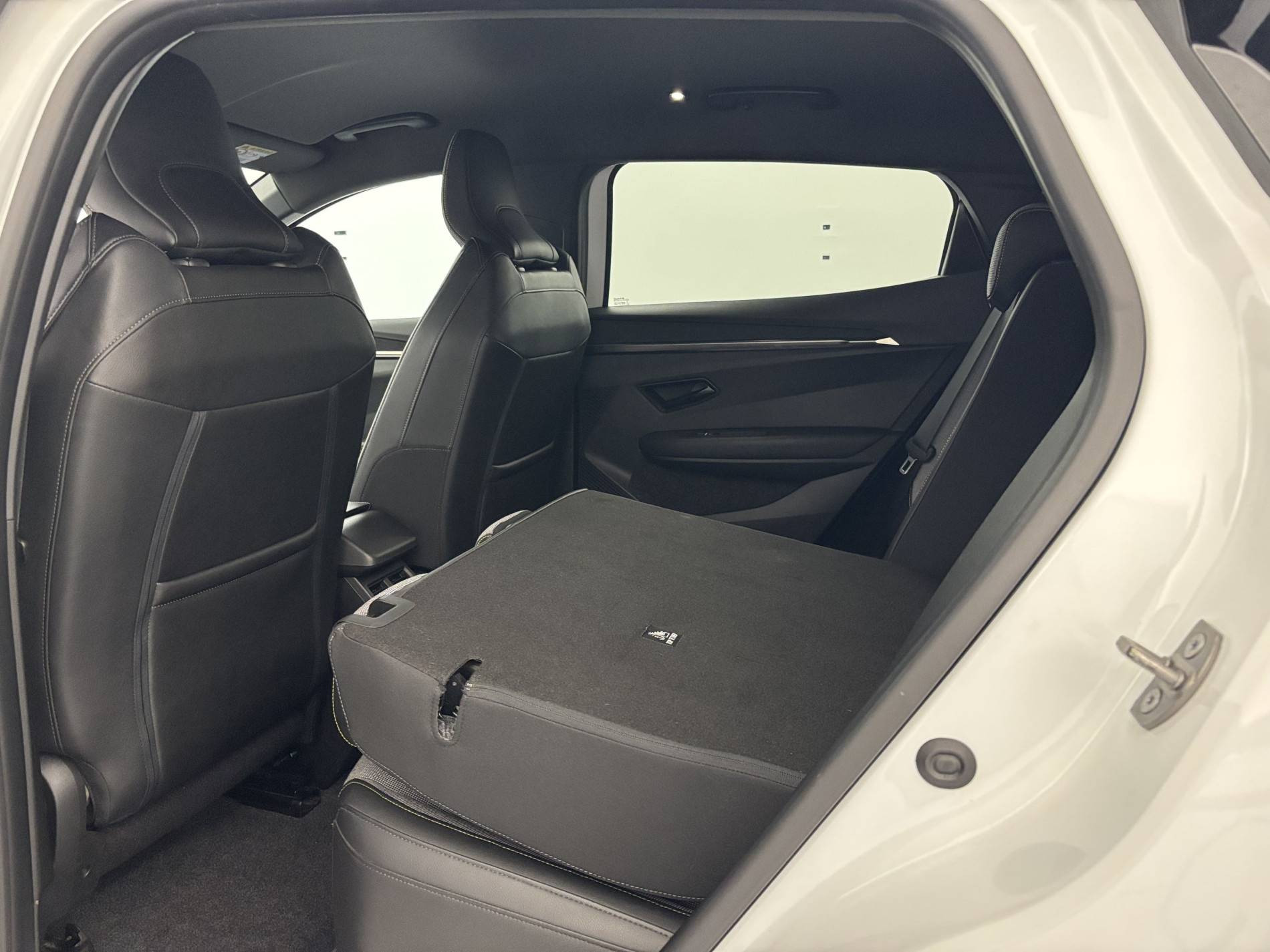 Vente en ligne Renault Megane E-Tech  EV60 220 ch optimum charge au prix de 24 990 €