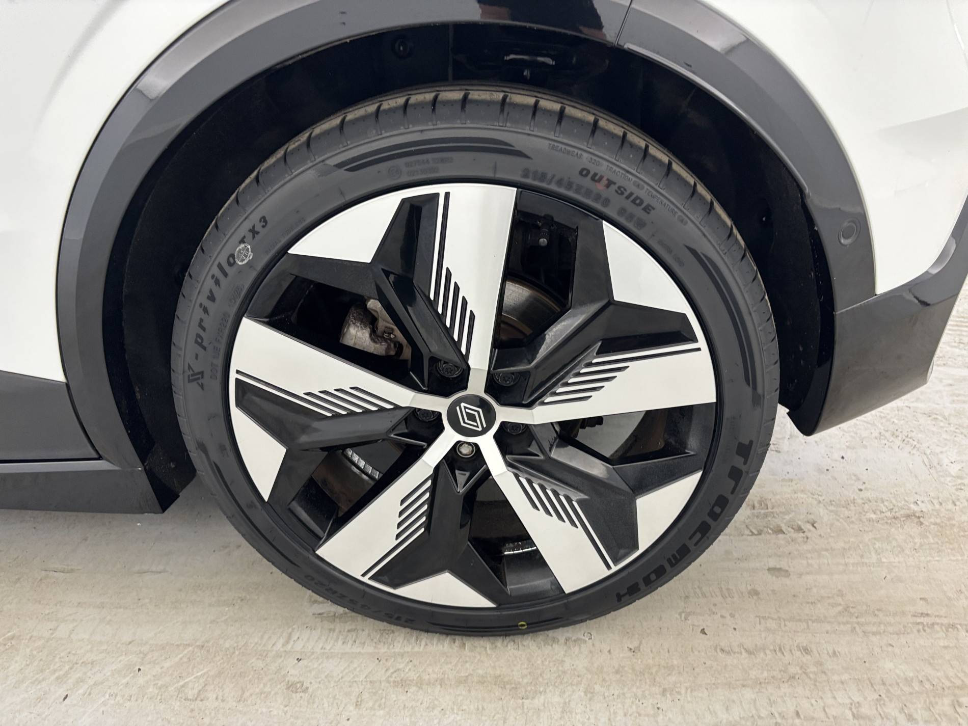 Vente en ligne Renault Megane E-Tech  EV60 220 ch optimum charge au prix de 24 990 €