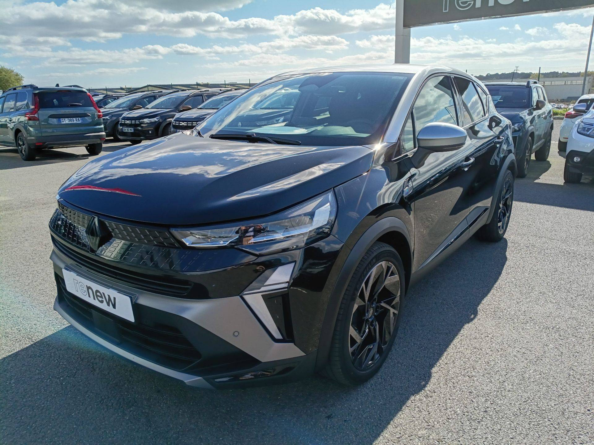 Renault Captur  E-Tech full hybrid 145 ch occasion de 2025 en vente à Lorient