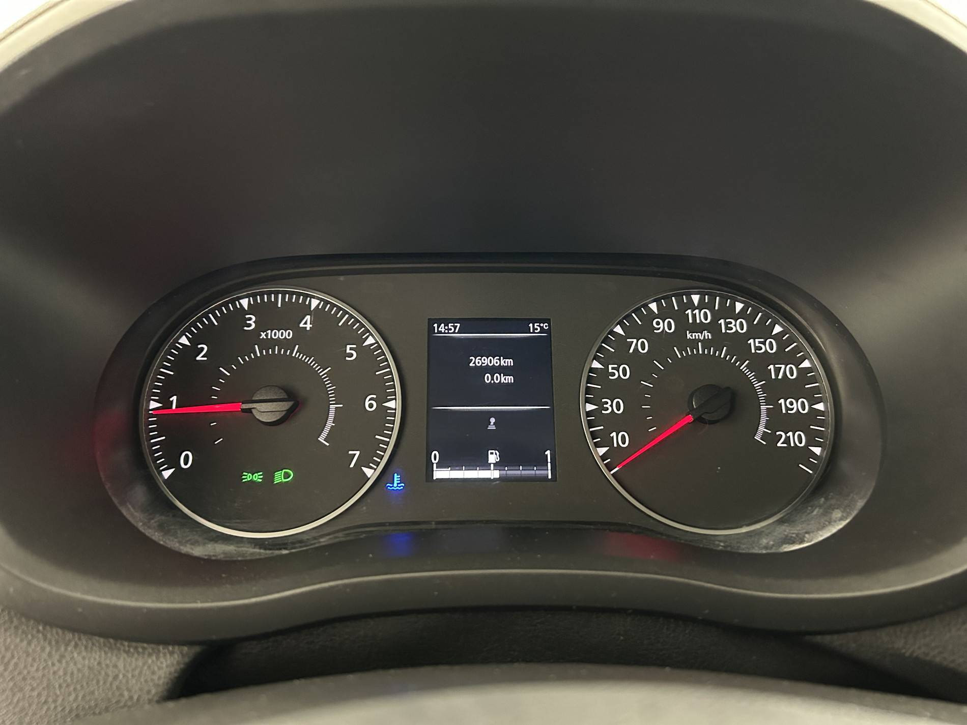 Vente en ligne Renault Master Fourgon MASTER FGN TRAC F3500 L2H2 BLUE DCI 135 au prix de 22 490 €