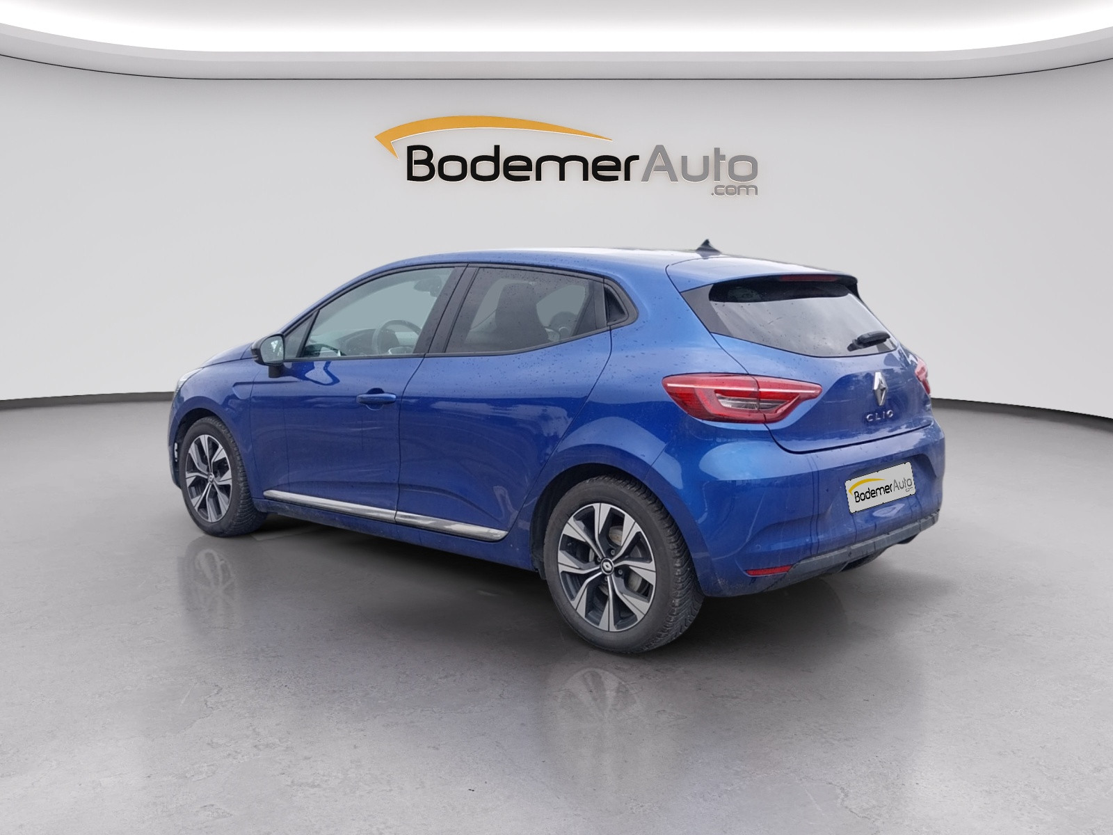Vente en ligne Renault Clio 5 Clio E-Tech full hybrid 145 au prix de 14 590 €