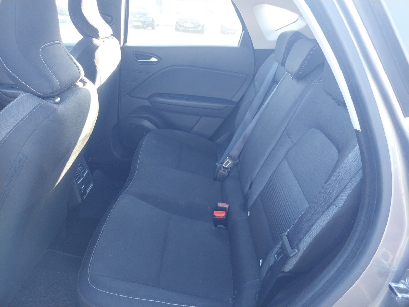 Vente en ligne Renault Captur  Blue dCi 95 au prix de 15 590 €