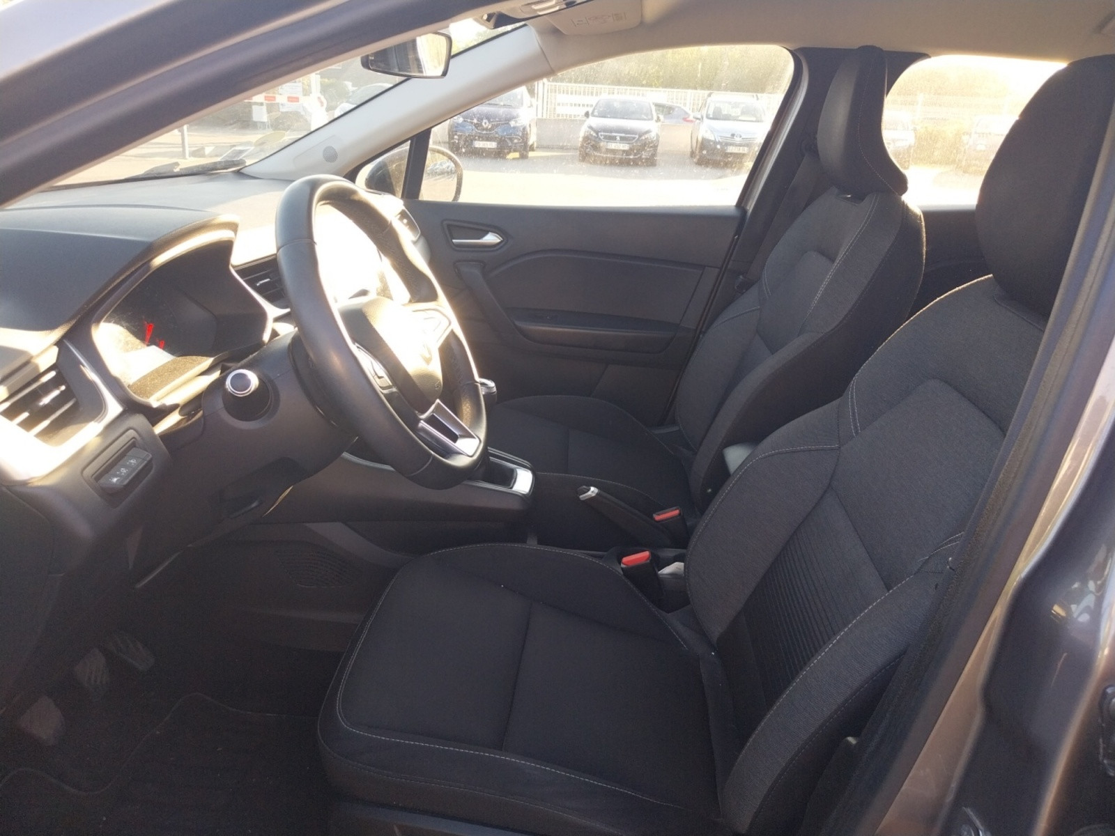 Vente en ligne Renault Captur  Blue dCi 95 au prix de 15 590 €