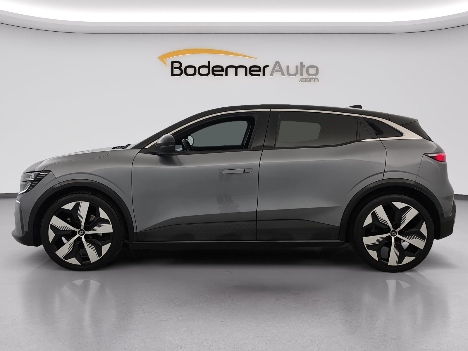 Vente en ligne Renault Megane E-Tech  EV60 220 ch super charge au prix de 22 590 €