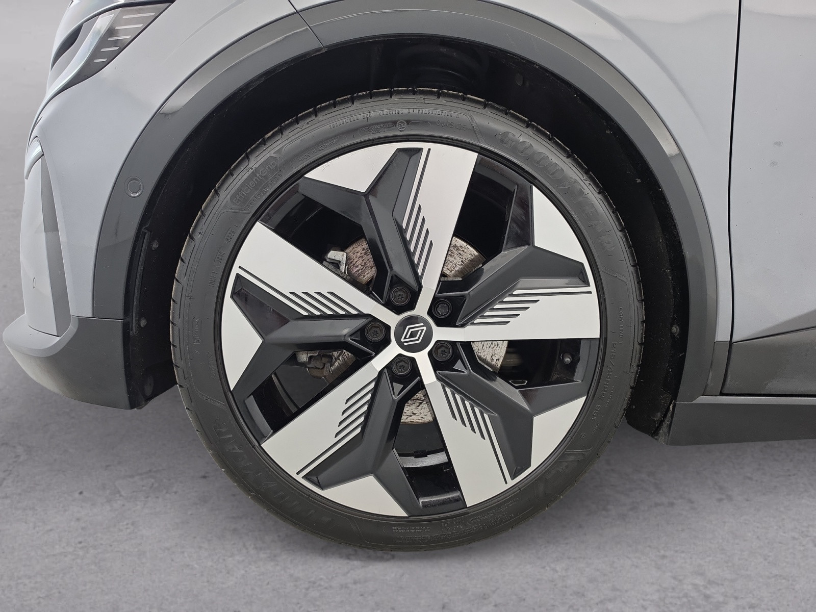 Vente en ligne Renault Megane E-Tech  EV60 220 ch super charge au prix de 22 590 €