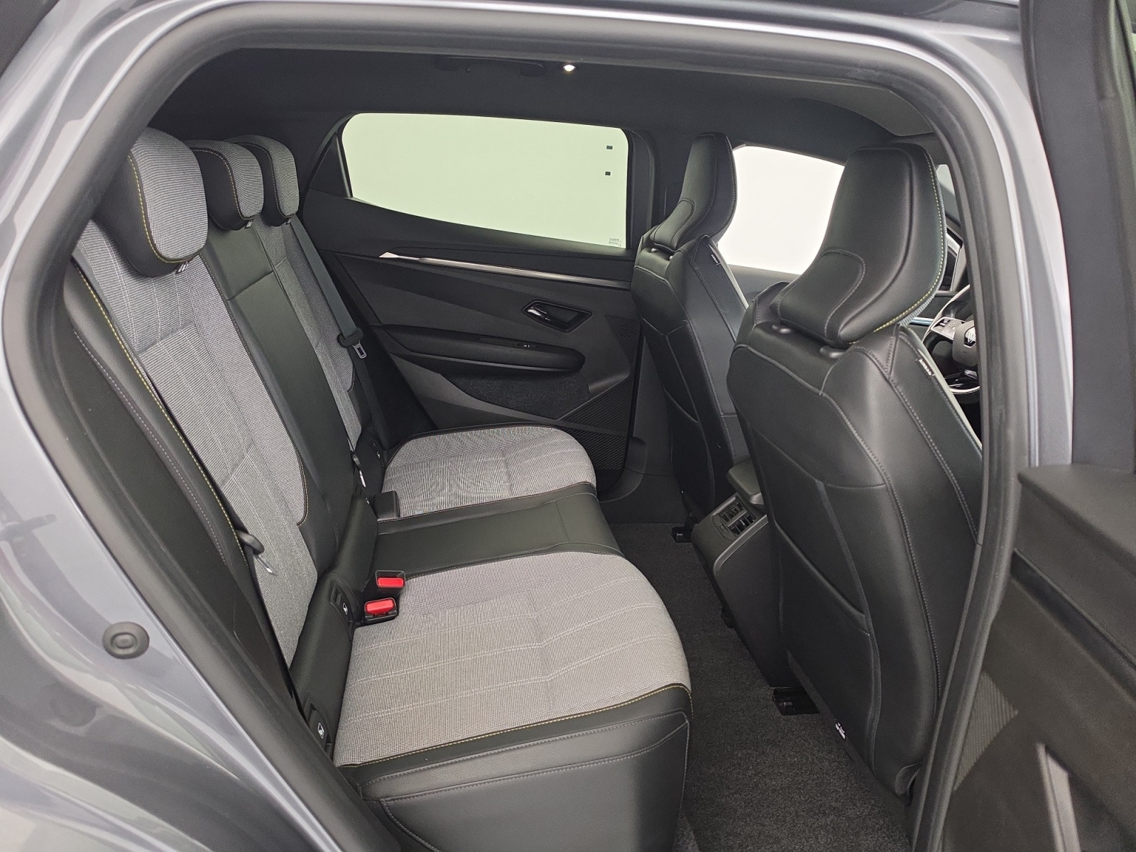 Vente en ligne Renault Megane E-Tech  EV60 220 ch super charge au prix de 22 590 €