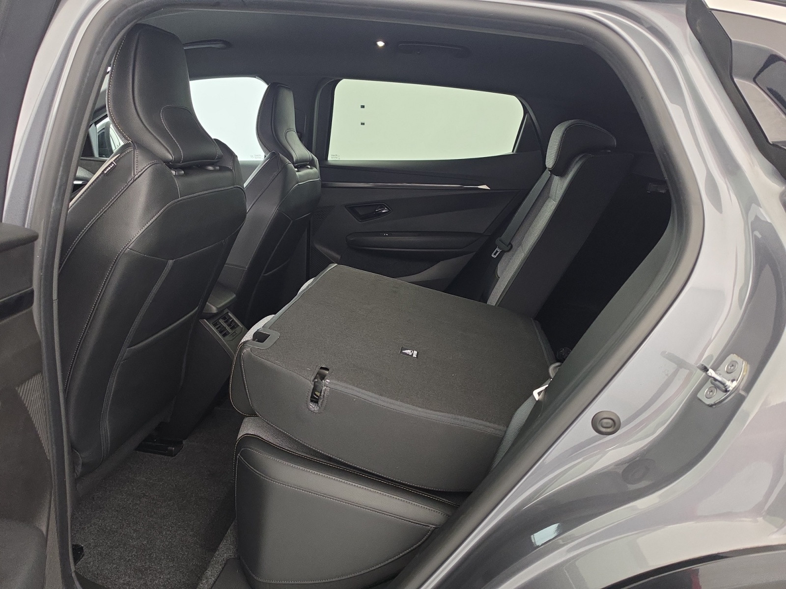 Vente en ligne Renault Megane E-Tech  EV60 220 ch super charge au prix de 22 590 €