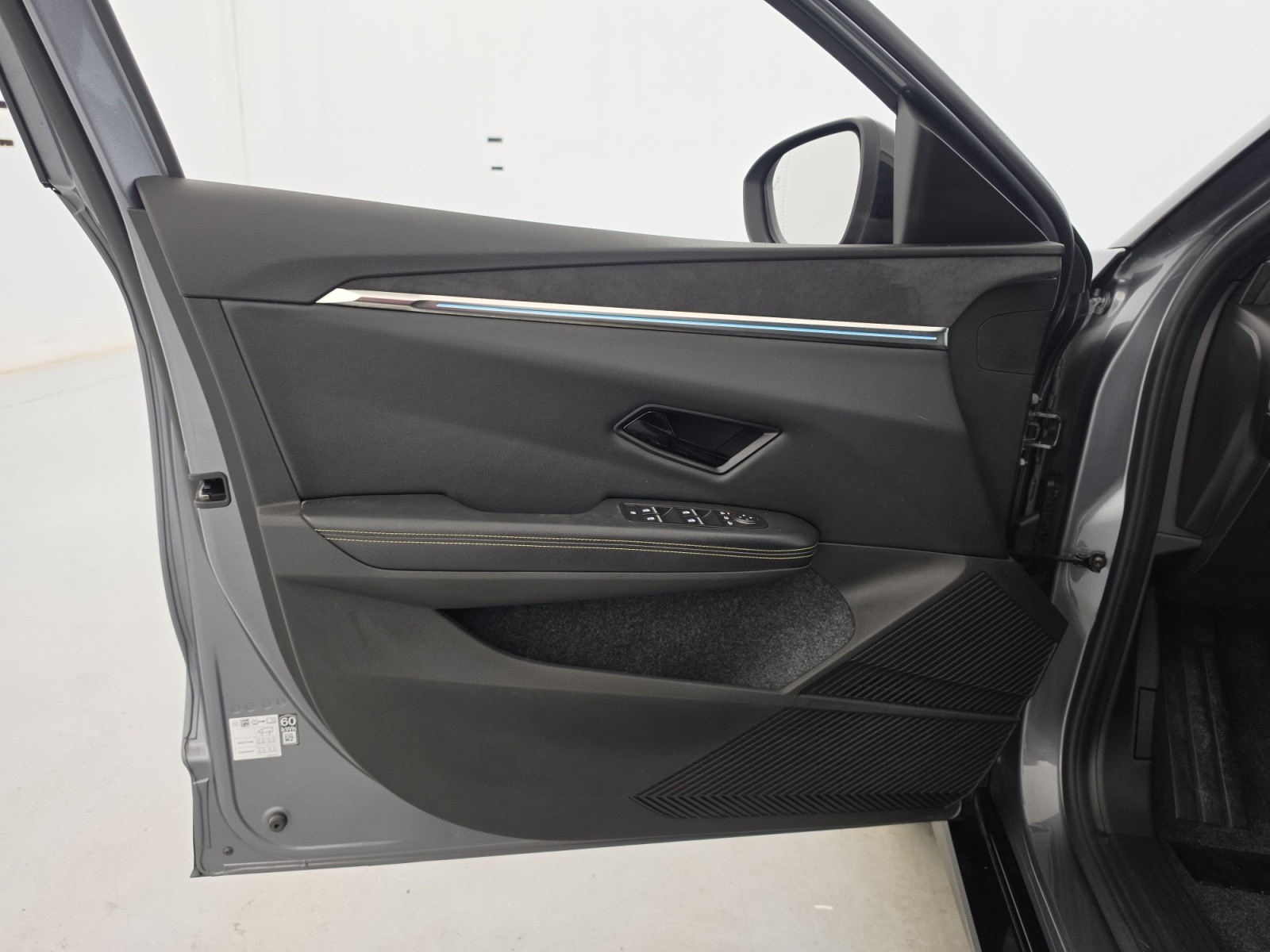 Vente en ligne Renault Megane E-Tech  EV60 220 ch super charge au prix de 22 590 €