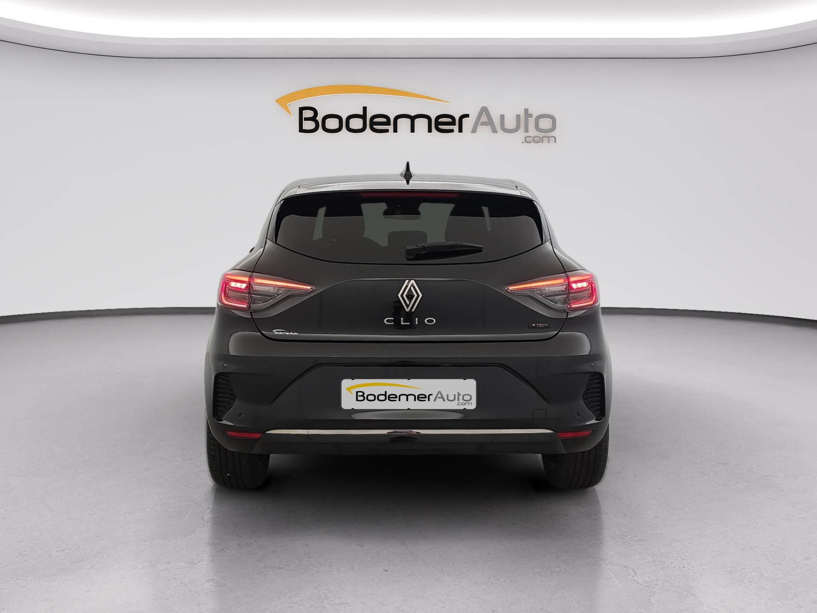 Vente en ligne Renault Clio 5 Clio E-Tech full hybrid 145 ch GSR2 au prix de 21 790 €