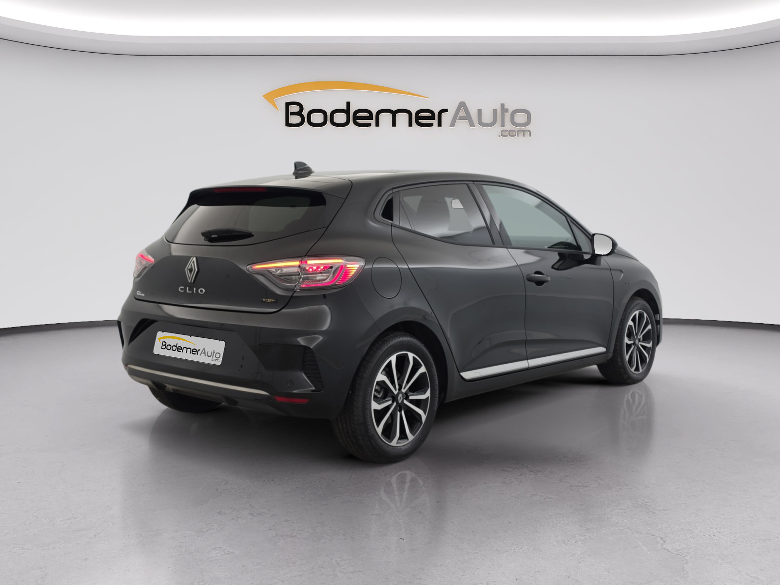 Vente en ligne Renault Clio 5 Clio E-Tech full hybrid 145 ch GSR2 au prix de 21 790 €