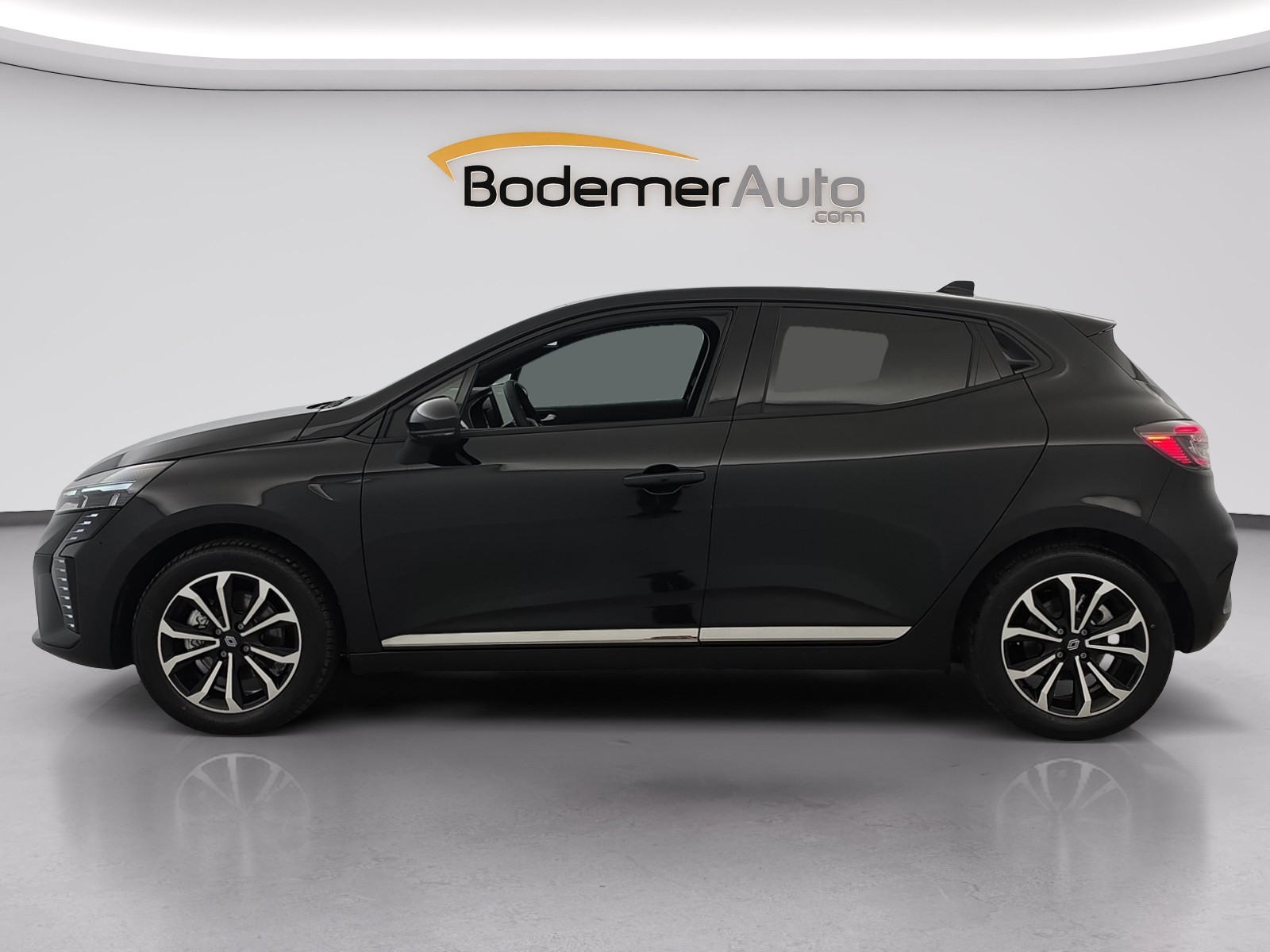 Vente en ligne Renault Clio 5 Clio E-Tech full hybrid 145 ch GSR2 au prix de 21 790 €