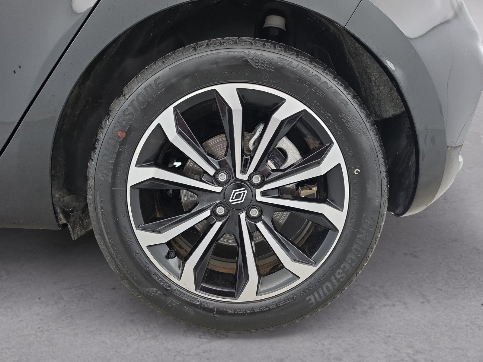 Vente en ligne Renault Clio 5 Clio E-Tech full hybrid 145 ch GSR2 au prix de 21 790 €