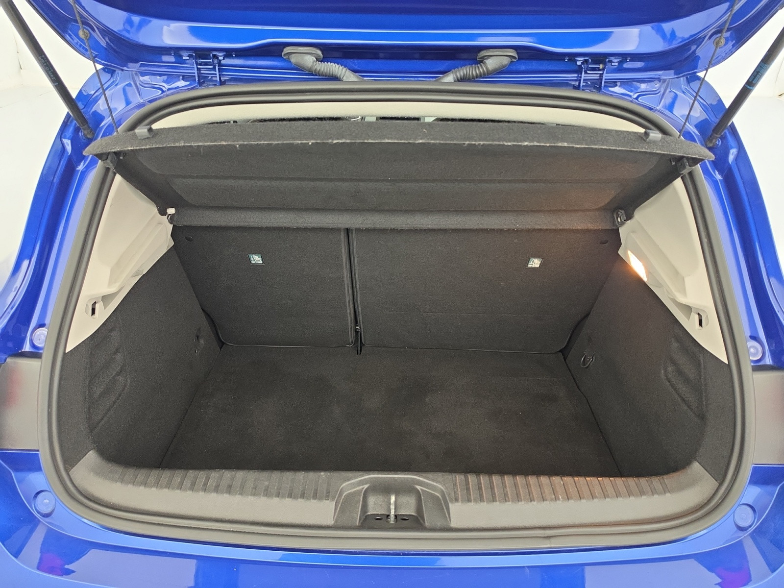 Vente en ligne Renault Clio 5 Clio E-Tech full hybrid 145 au prix de 14 590 €