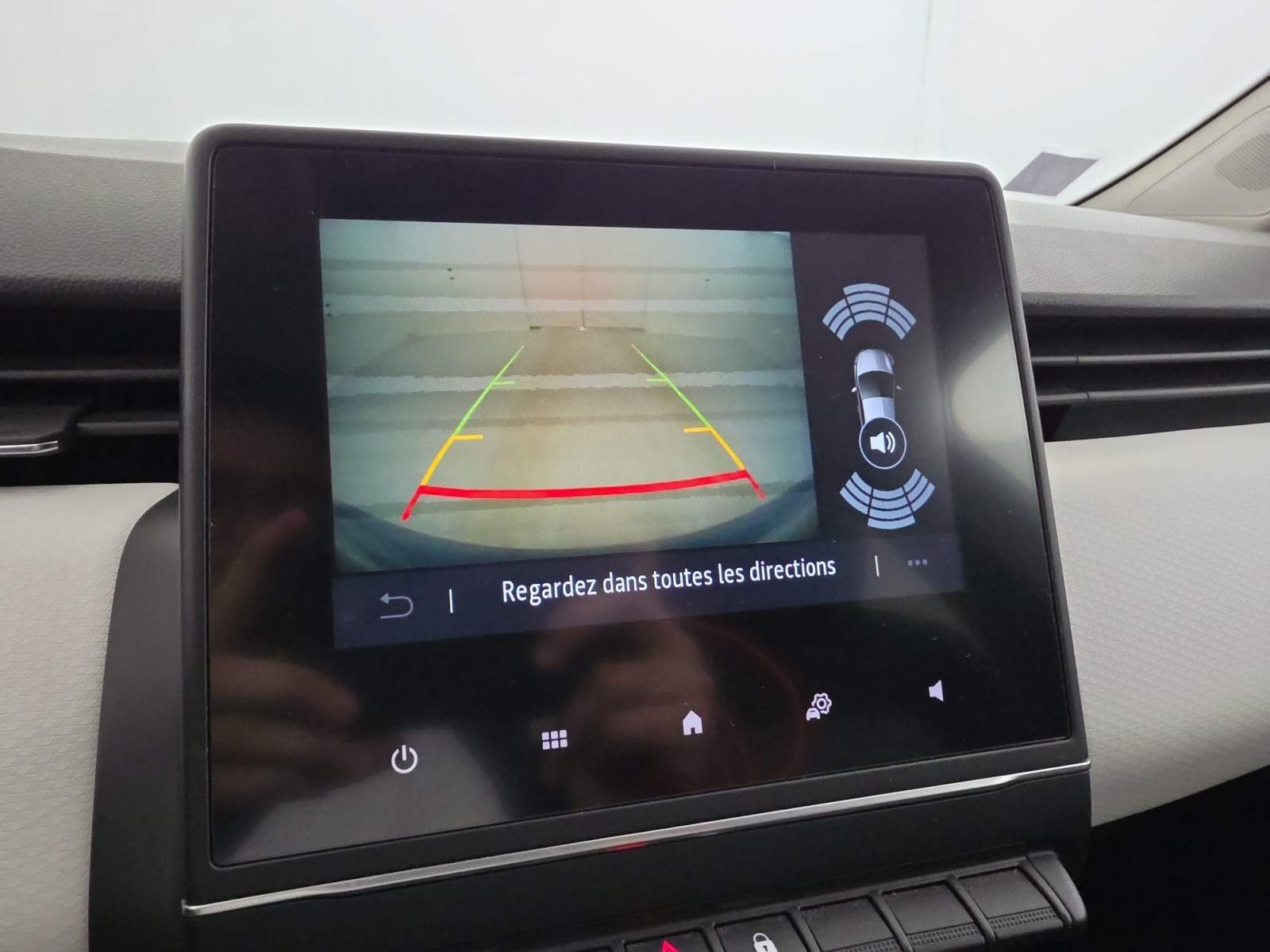 Vente en ligne Renault Clio 5 Clio E-Tech full hybrid 145 au prix de 14 590 €