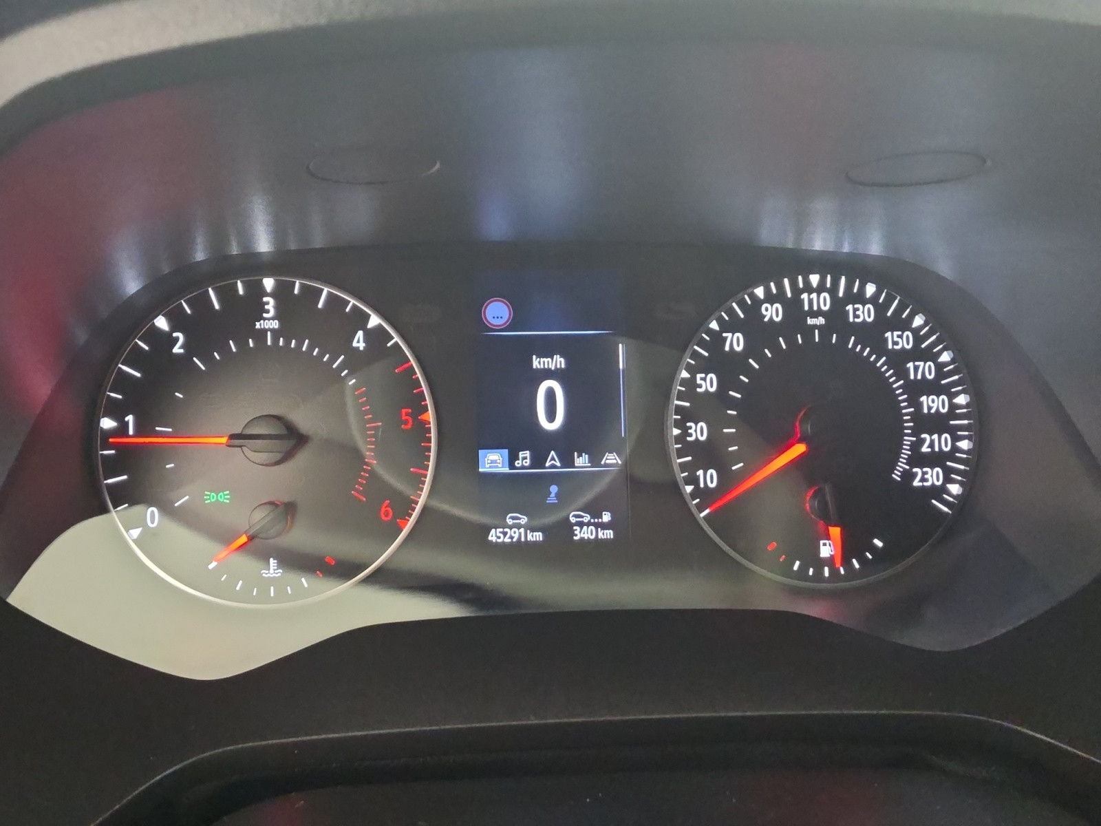 Vente en ligne Renault Captur  Blue dCi 95 au prix de 15 590 €